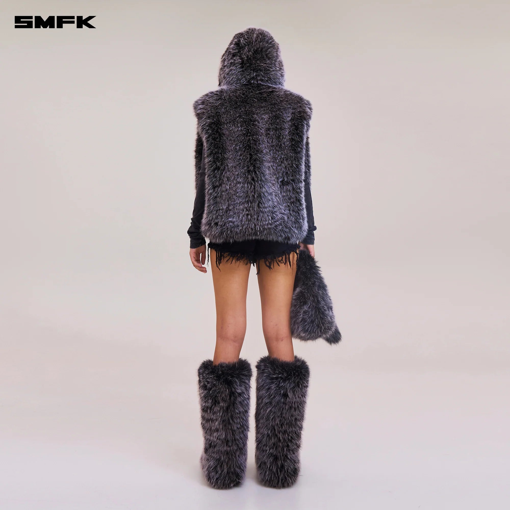 COMPASS MODE FURRY HUGE TANK SILVER FOX