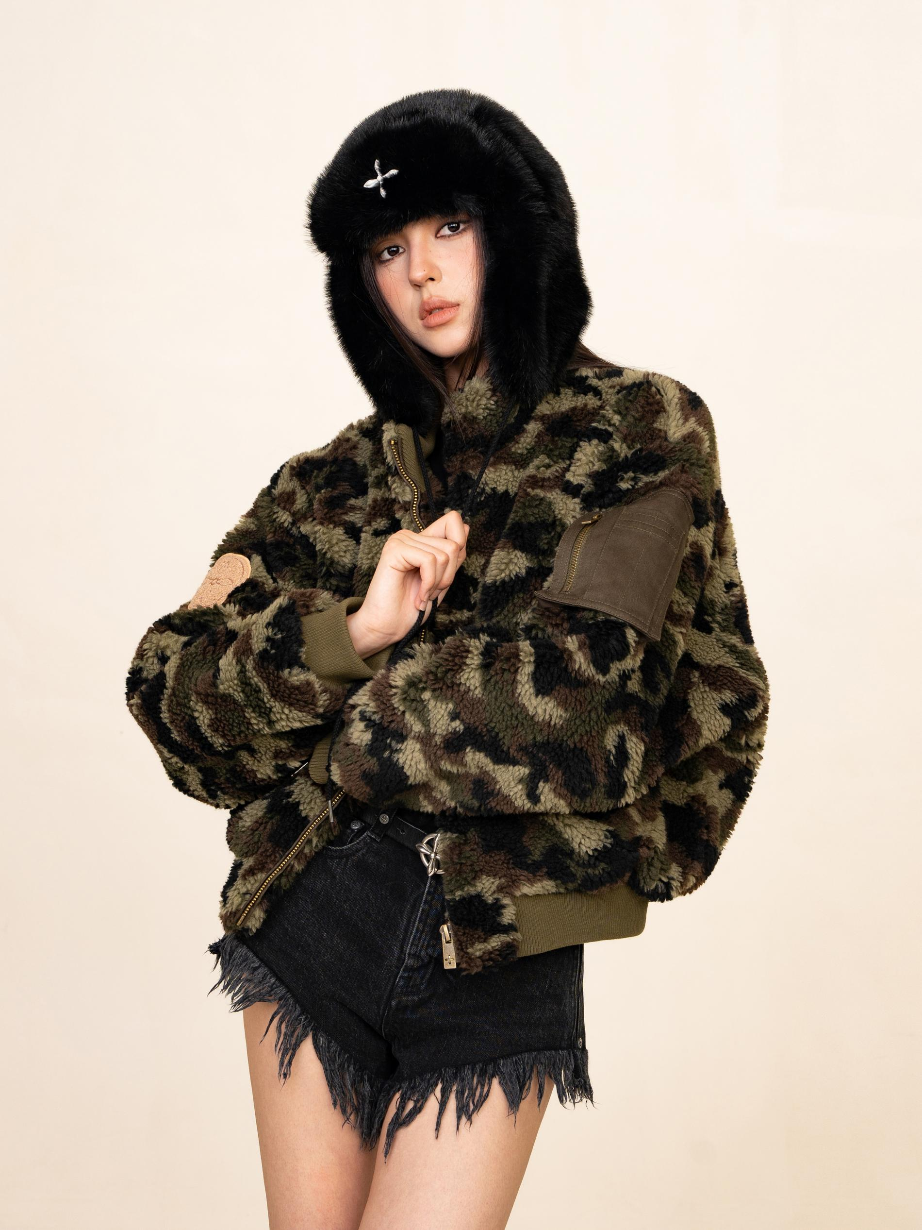 SMFK COMPASS CROSFLOWER PLAIN FUR LEI FENG HAT H0020B