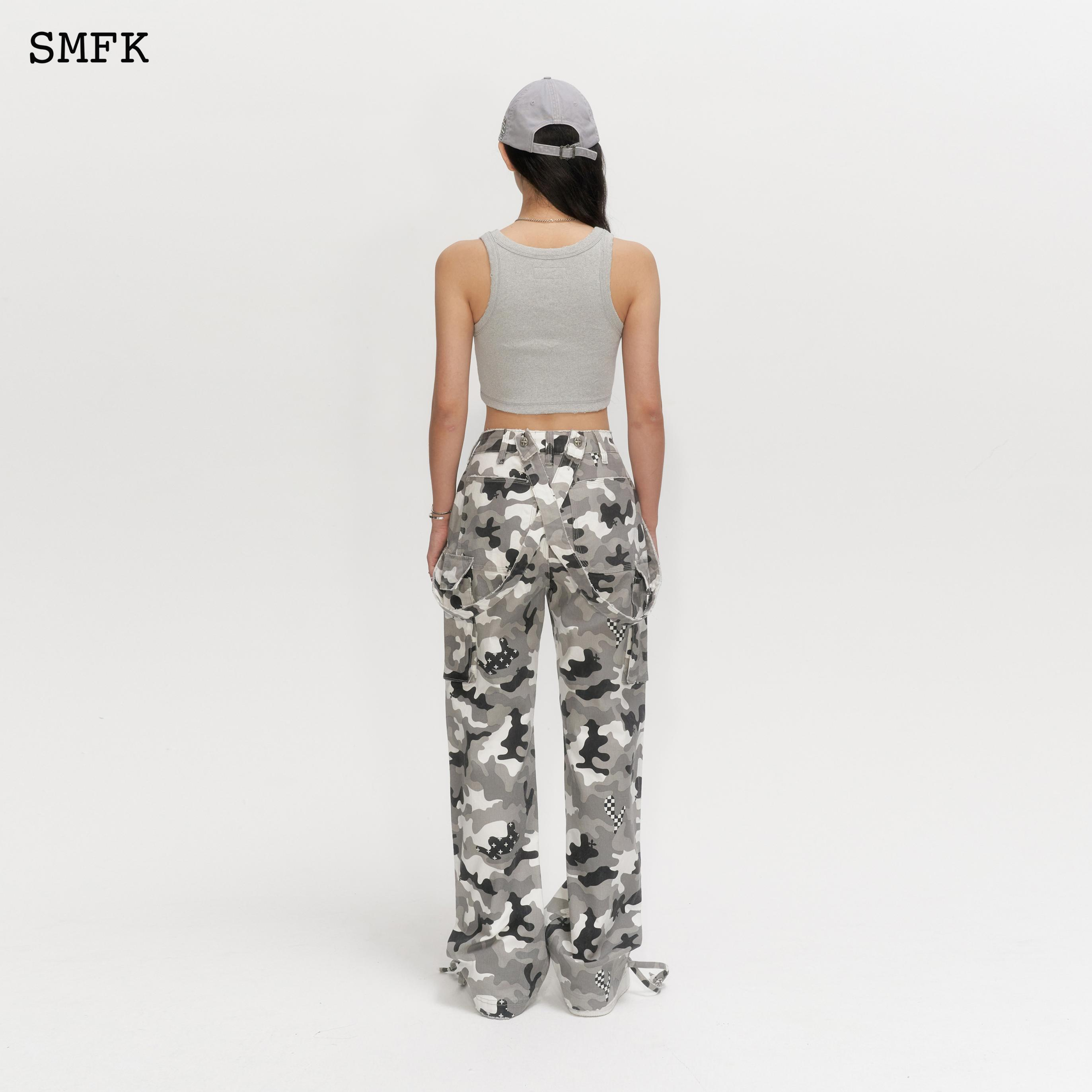 SMFK WILD WORLD BLACK-AND-WHITE GARDEN CAMO OVERALLS UP012BCM