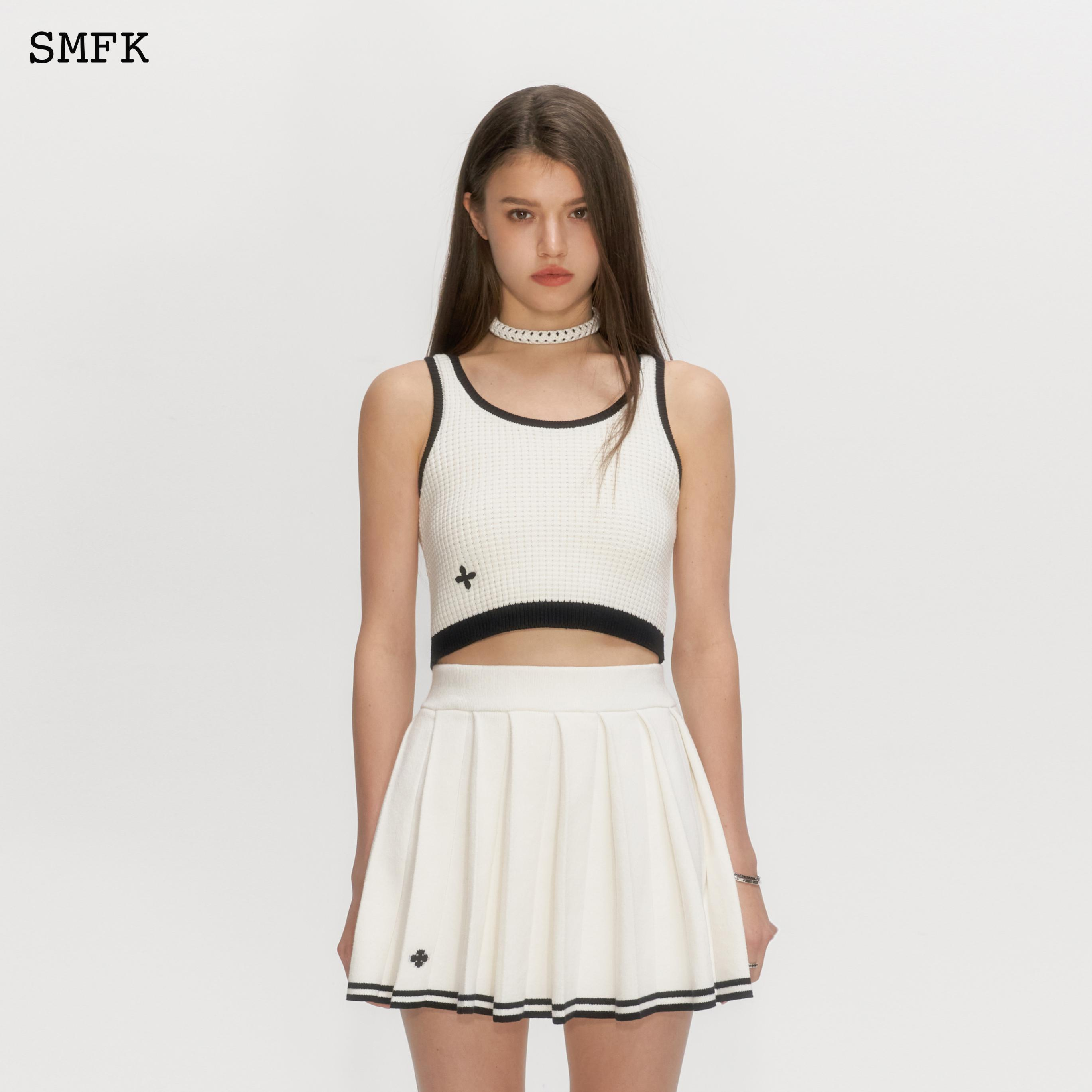COMPASS RETRO CAMPUS PIXEL KNITTED CAMISOLE/WHITE UTK08W