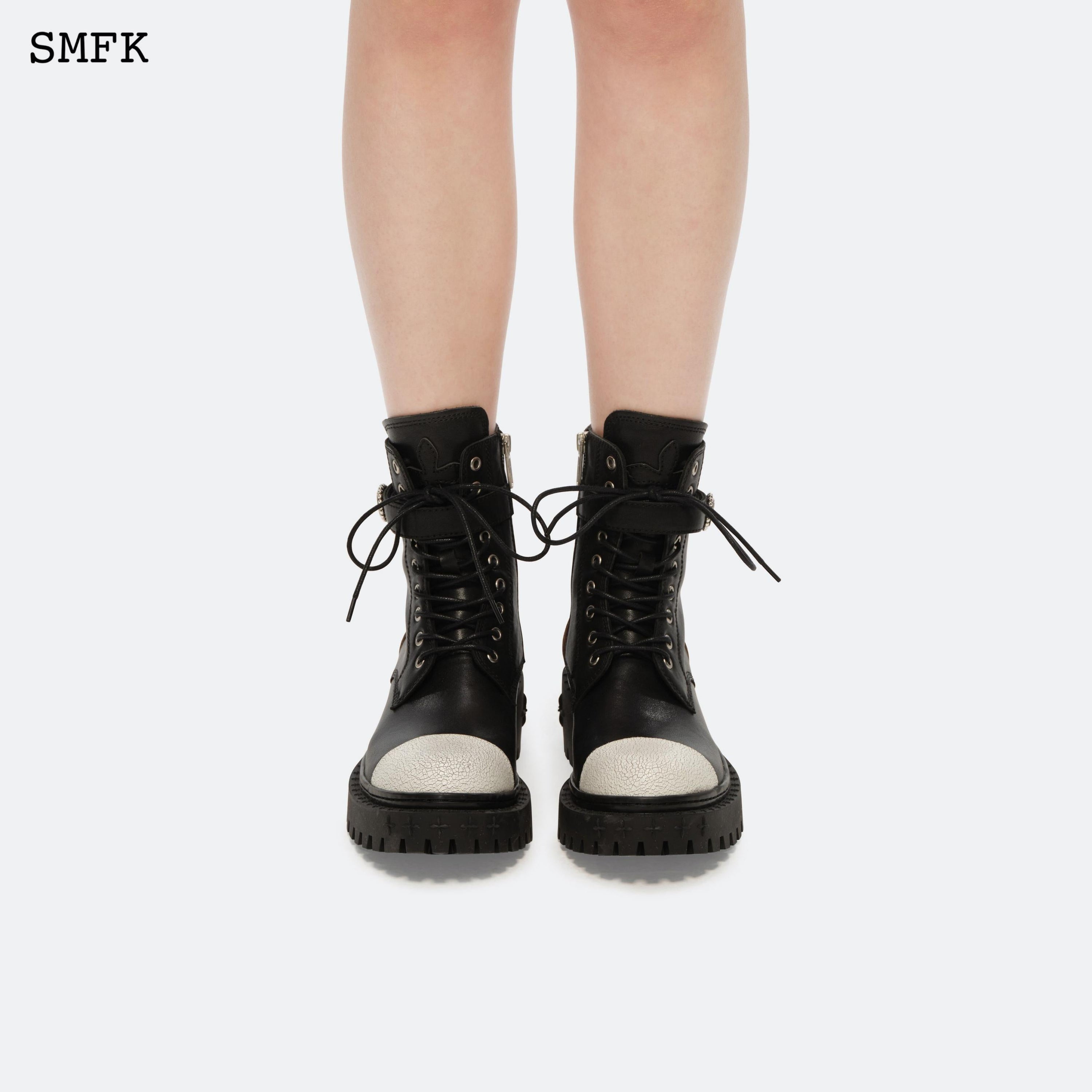 COMPASS RETRO ACADEMY BIKER BOOTS S0009BW