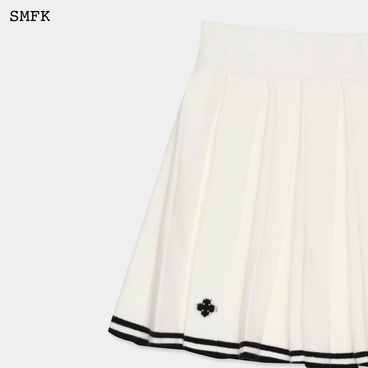 COMPASS VINTAGE COLLEGE CASHMERE PLEATED SKIRT/SNOW MOUNTAIN WHITE US003W