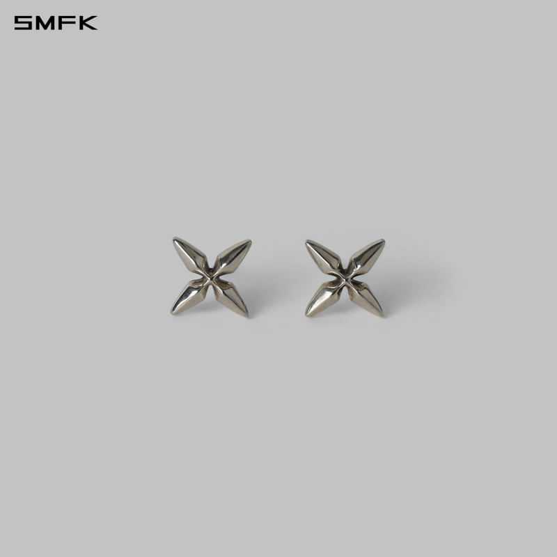 STERLING SILVER STUD EARRINGS