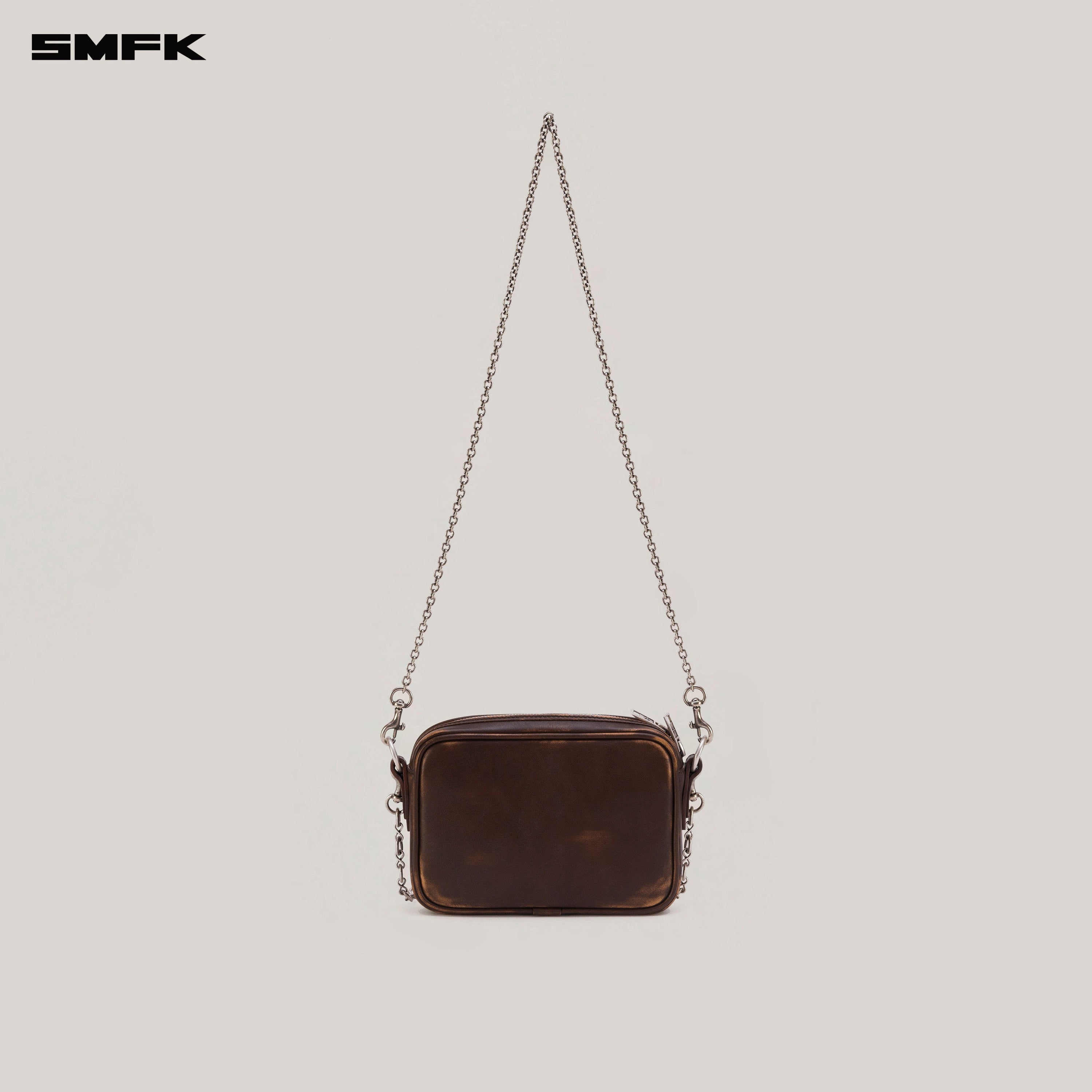 COMPASS BADGE PATINA LEATHER CHAIN BAG SMALL WILD HORSE BROWN PATINA