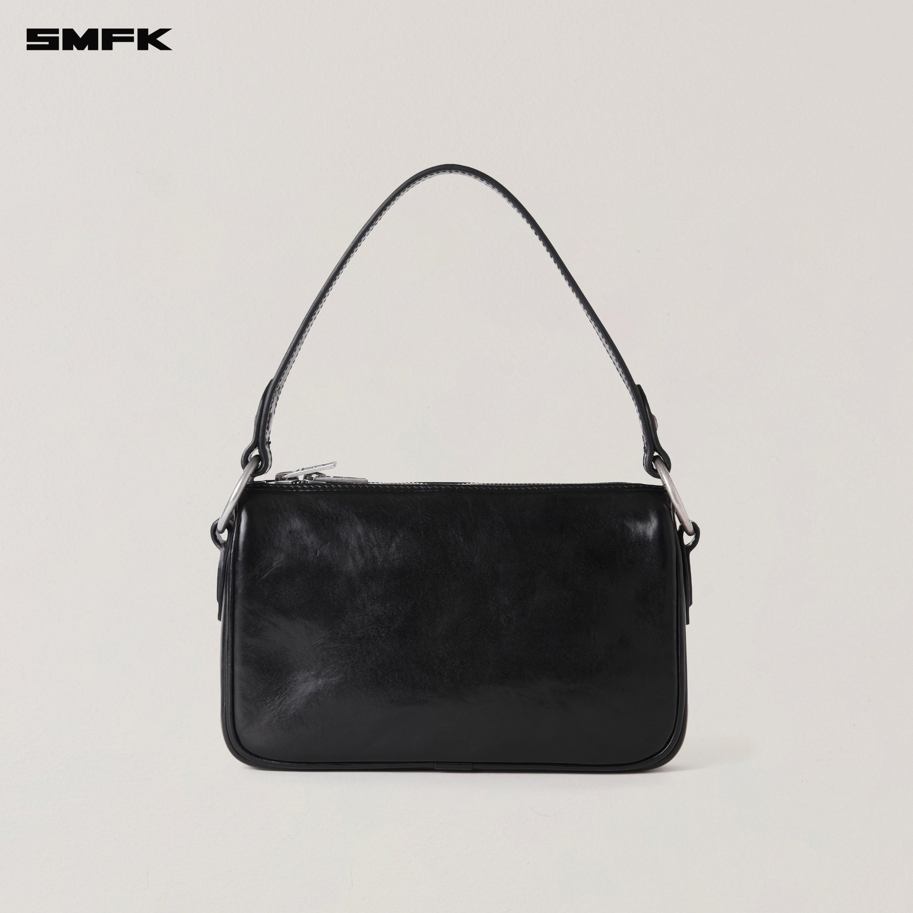 COMPASS BADGE HANDCRAFT HORSE LEATHER SHOULDER/MEDIUM WILD BLACK