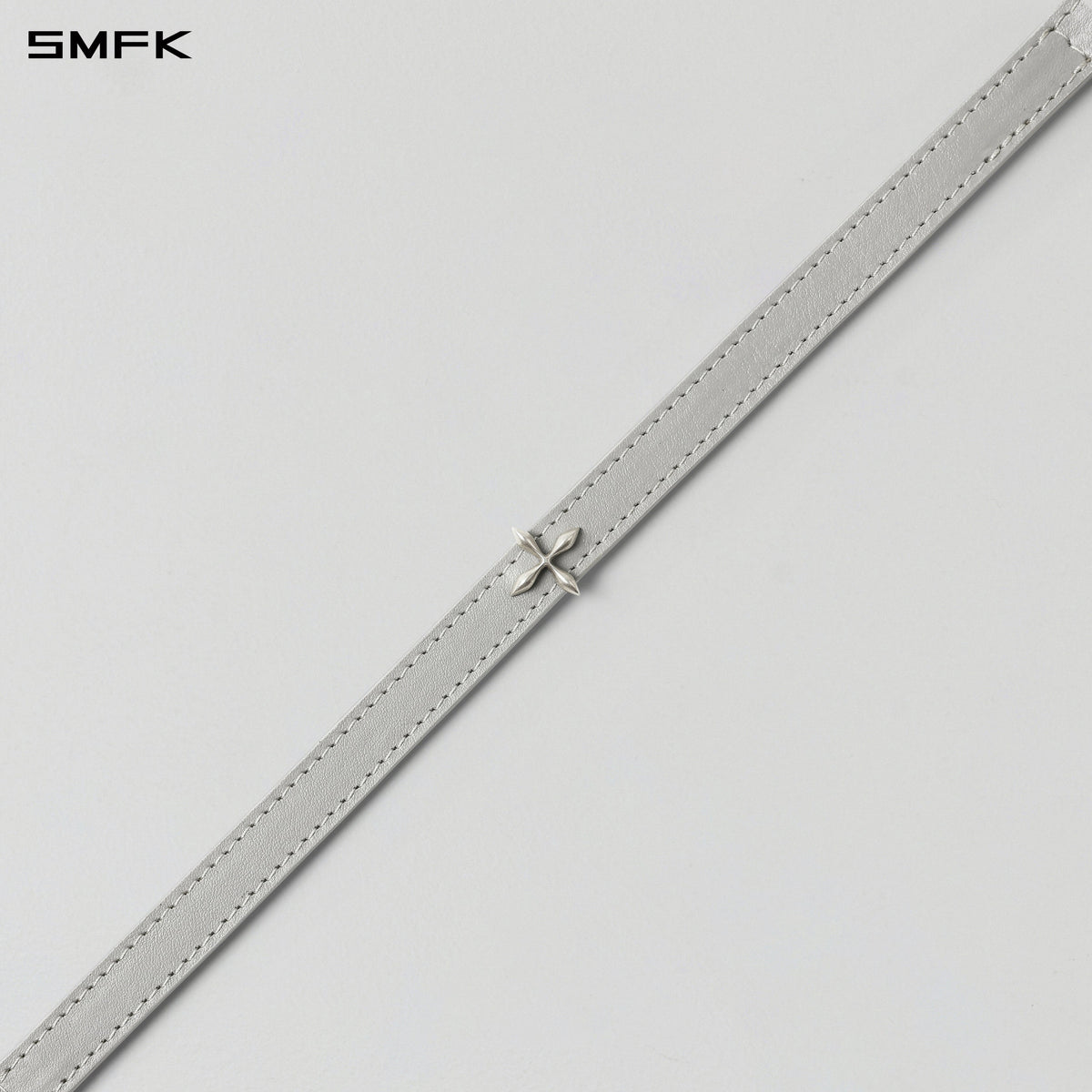 MIRAGE MIRROR LEATHER CHOKER MIST GREY