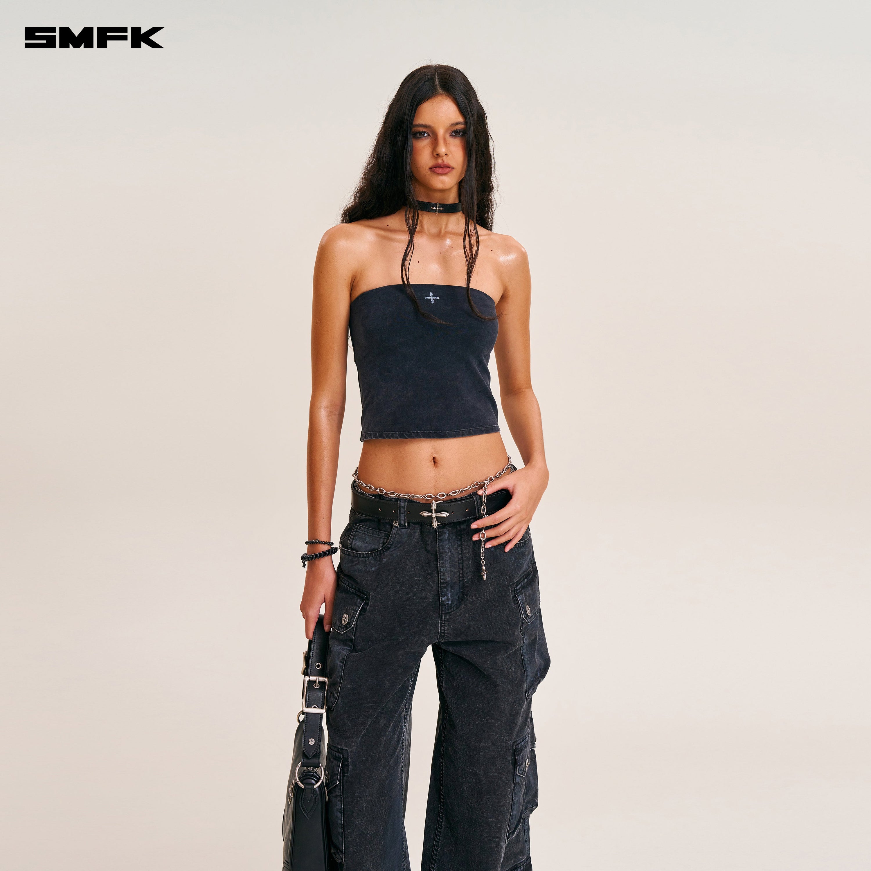 COMPASS RIVET HANDCRAFT HORSE LEATHER CHOCKER/M WILD BLACK