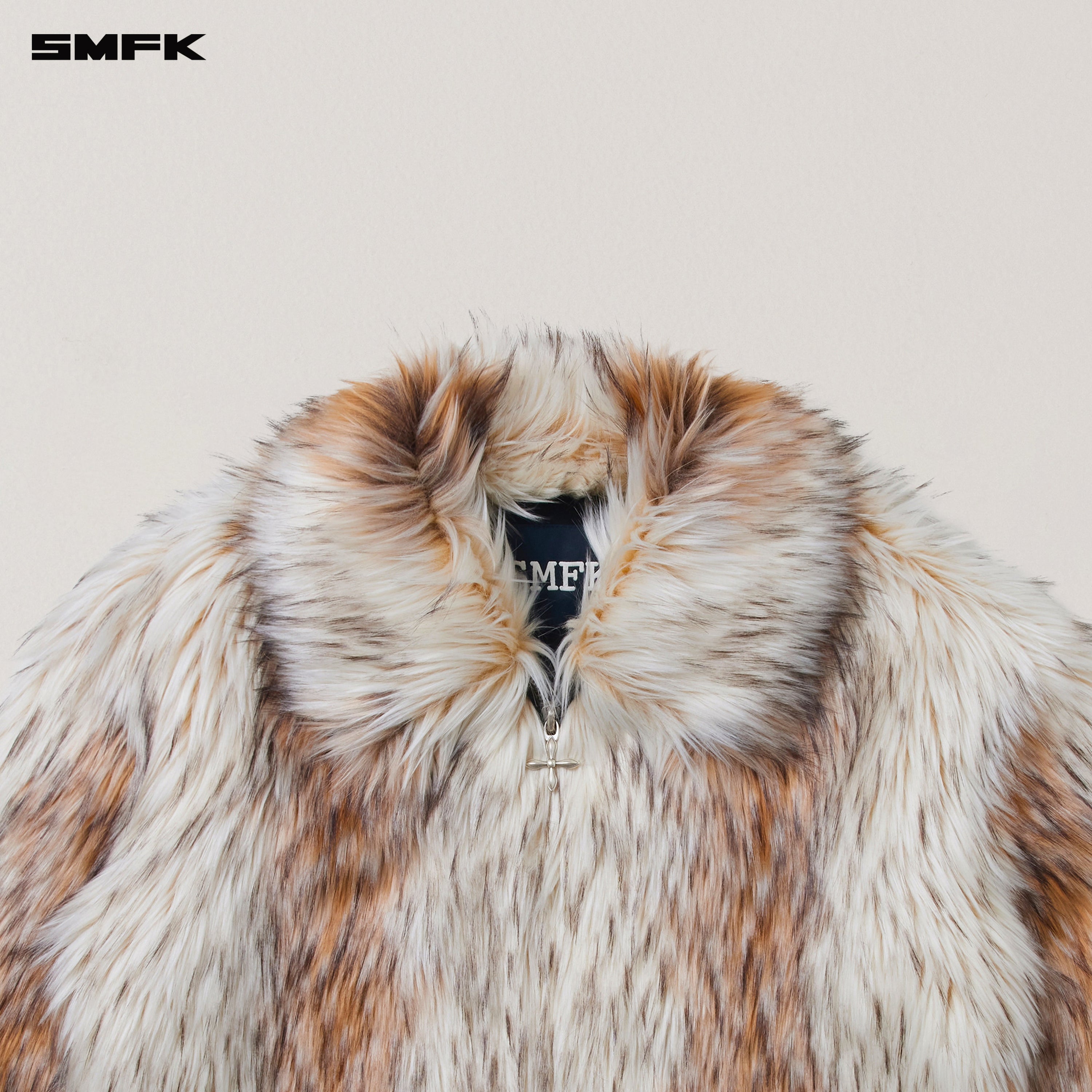 COMPASS MODE WASTELAND ARENA FURRY JACKET ARCTIC WOLF WHITE