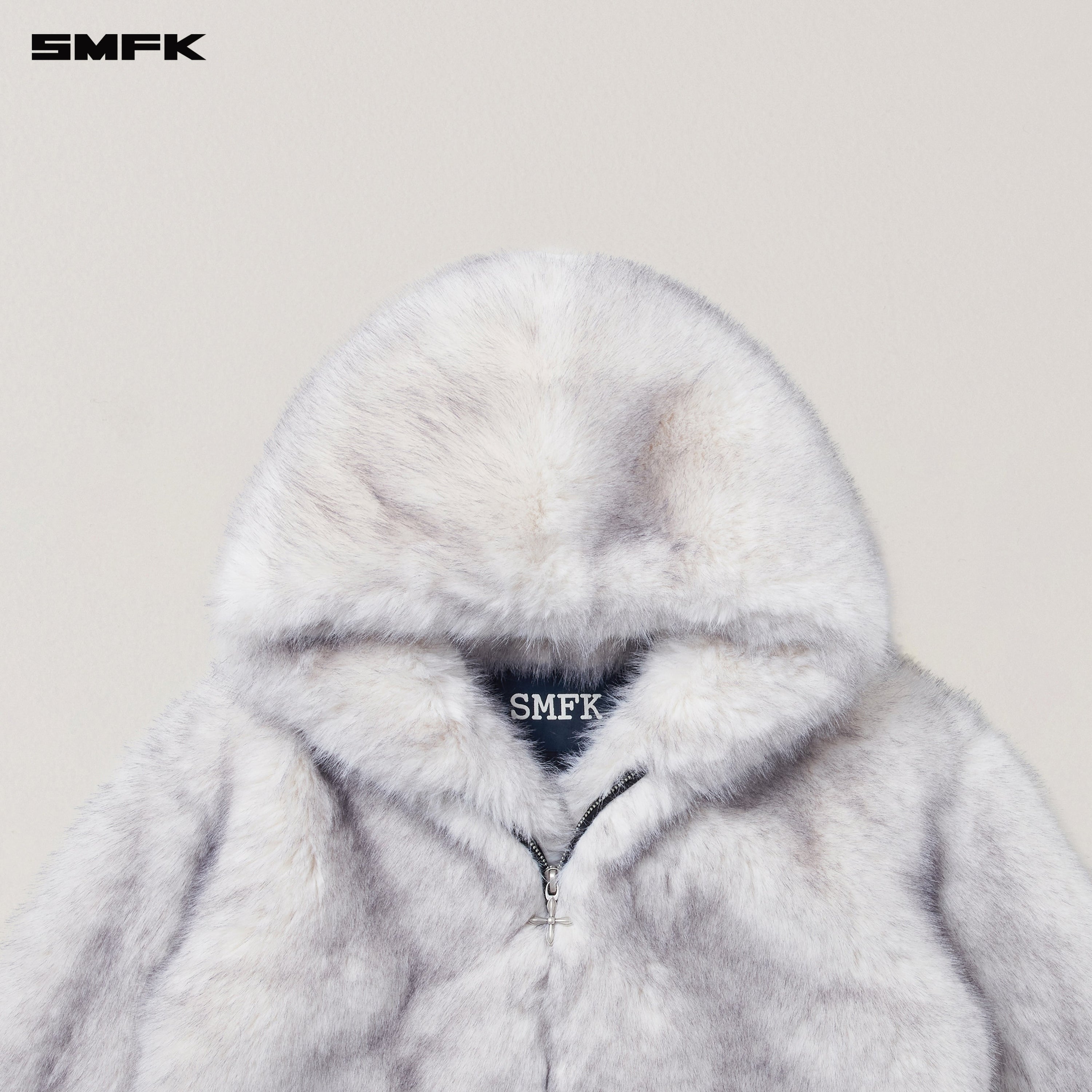 COMPASS MODE WASTELAND FURRY LOOSE HOODIE ARCTIC FOX WHITE