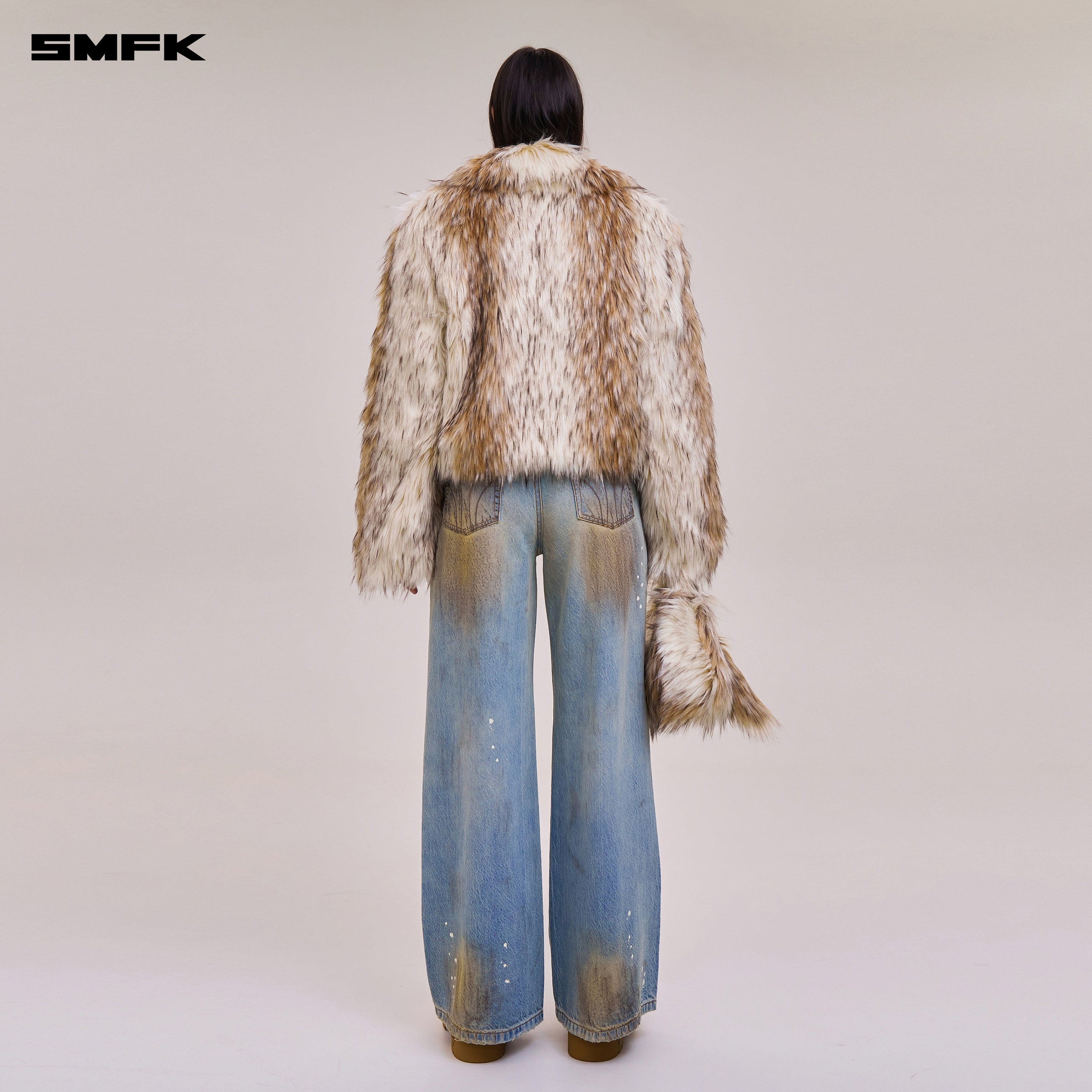 COMPASS MODE WASTELAND FURRY HUNTING COAT/SHORT ARCTIC WOLF WHITE