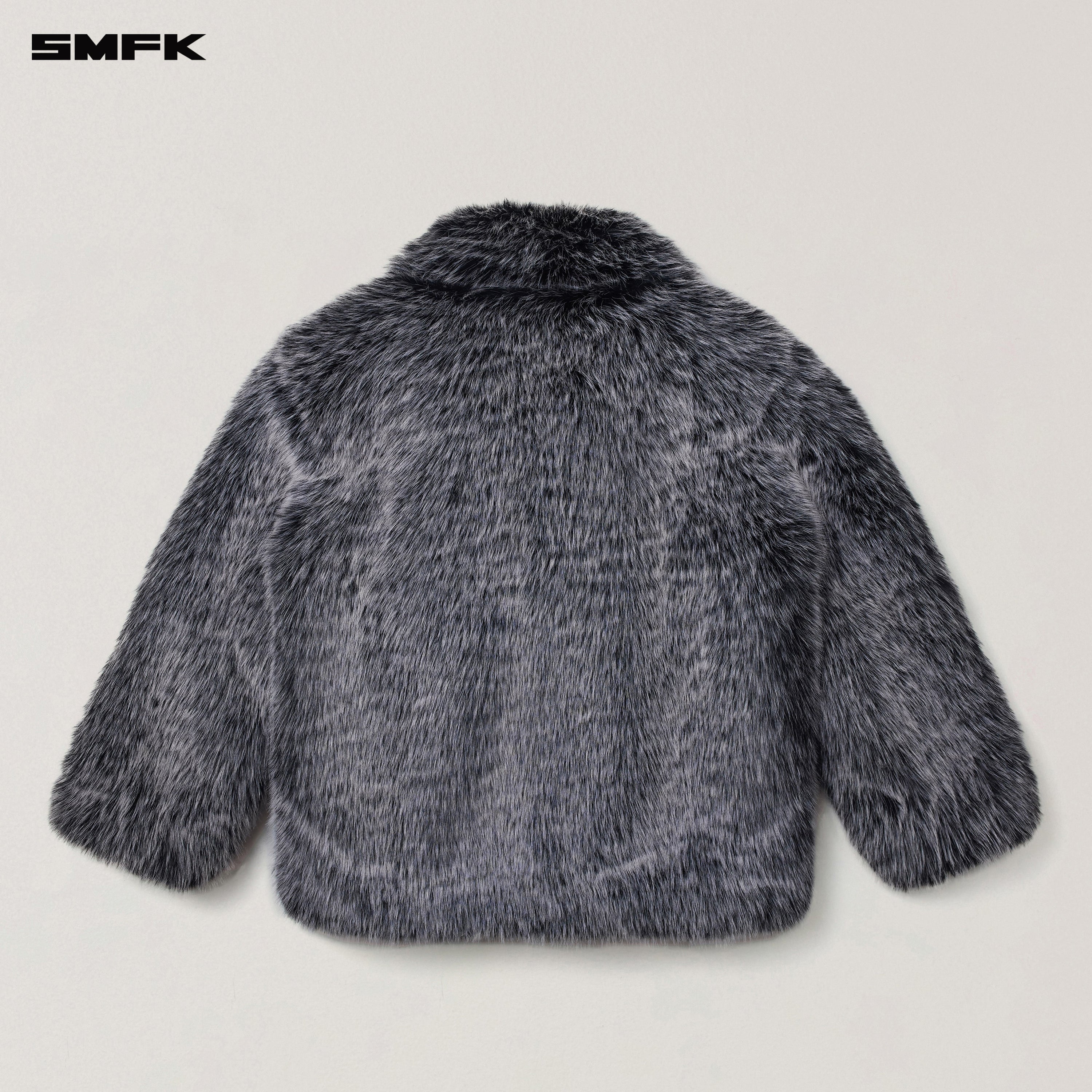 COMPASS MODE WASTELAND FURRY HUNTING COAT SILVER FOX