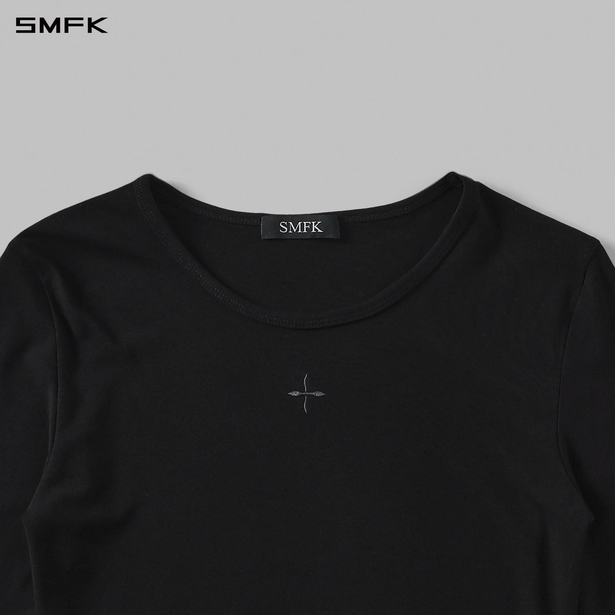 PERMANENT MUSE SLIM PULLOVER/ACETATE WILD BLACK
