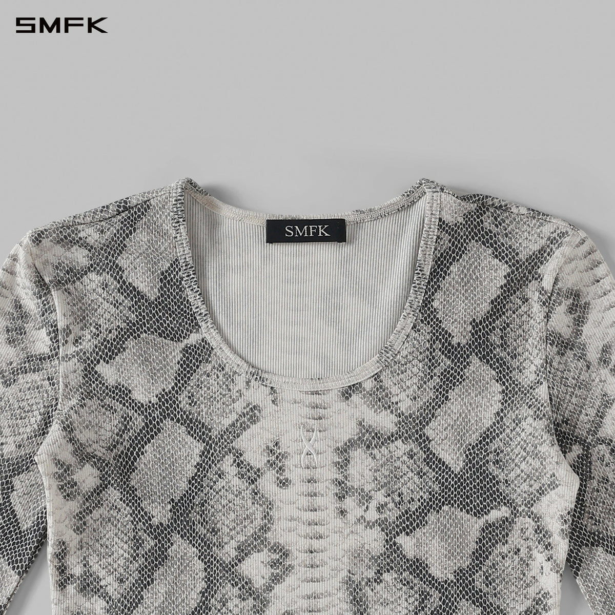 MYTH AEOLUS EVENING PULLOVER/COTTON + REGENERATED CELLULOSE FIBER + SPANDEX/W MIRAGE WHITE SNAKE