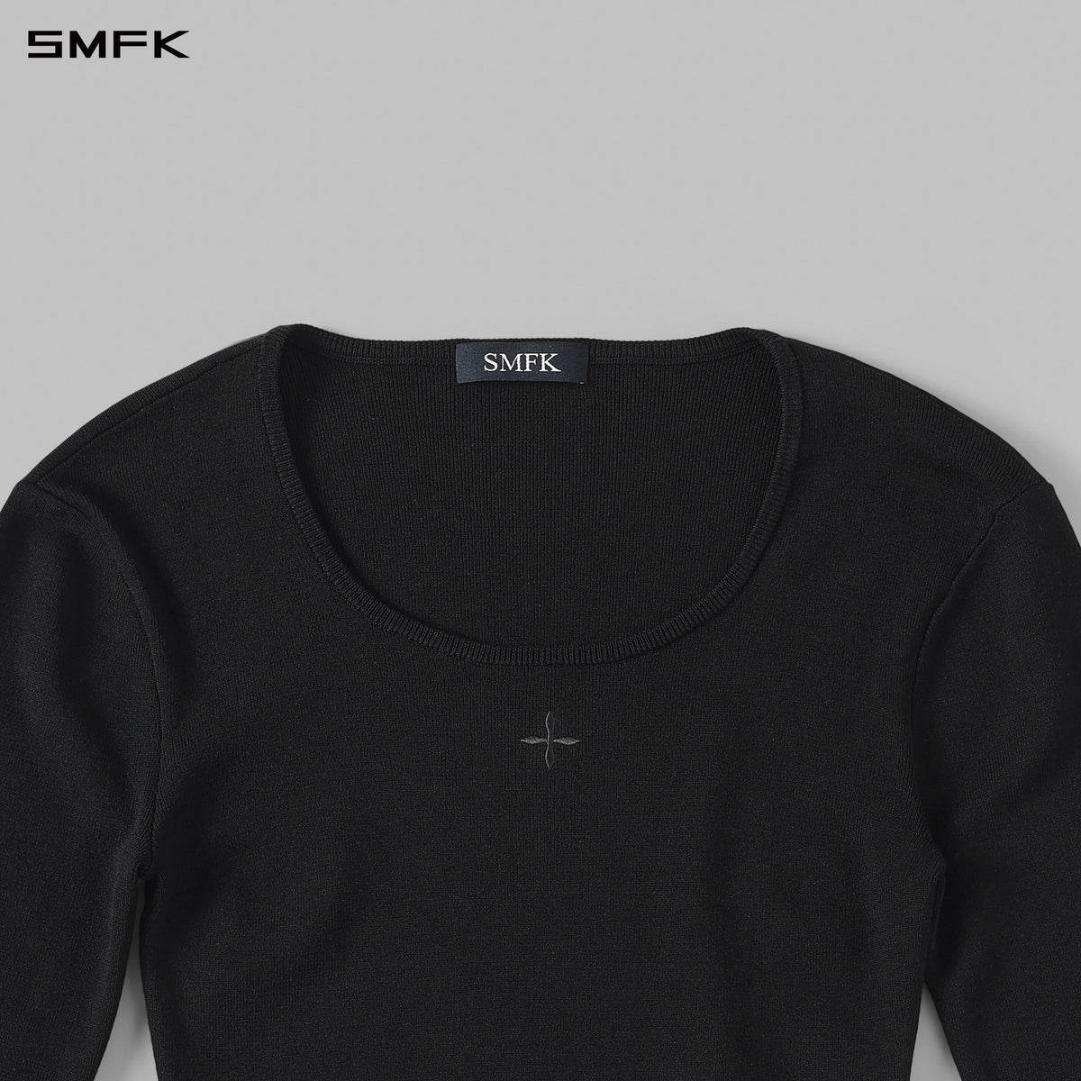 MYTH SIREN EVENING SHORT KNIT PULLOVER/TENCEL+SILK WILD BLACK