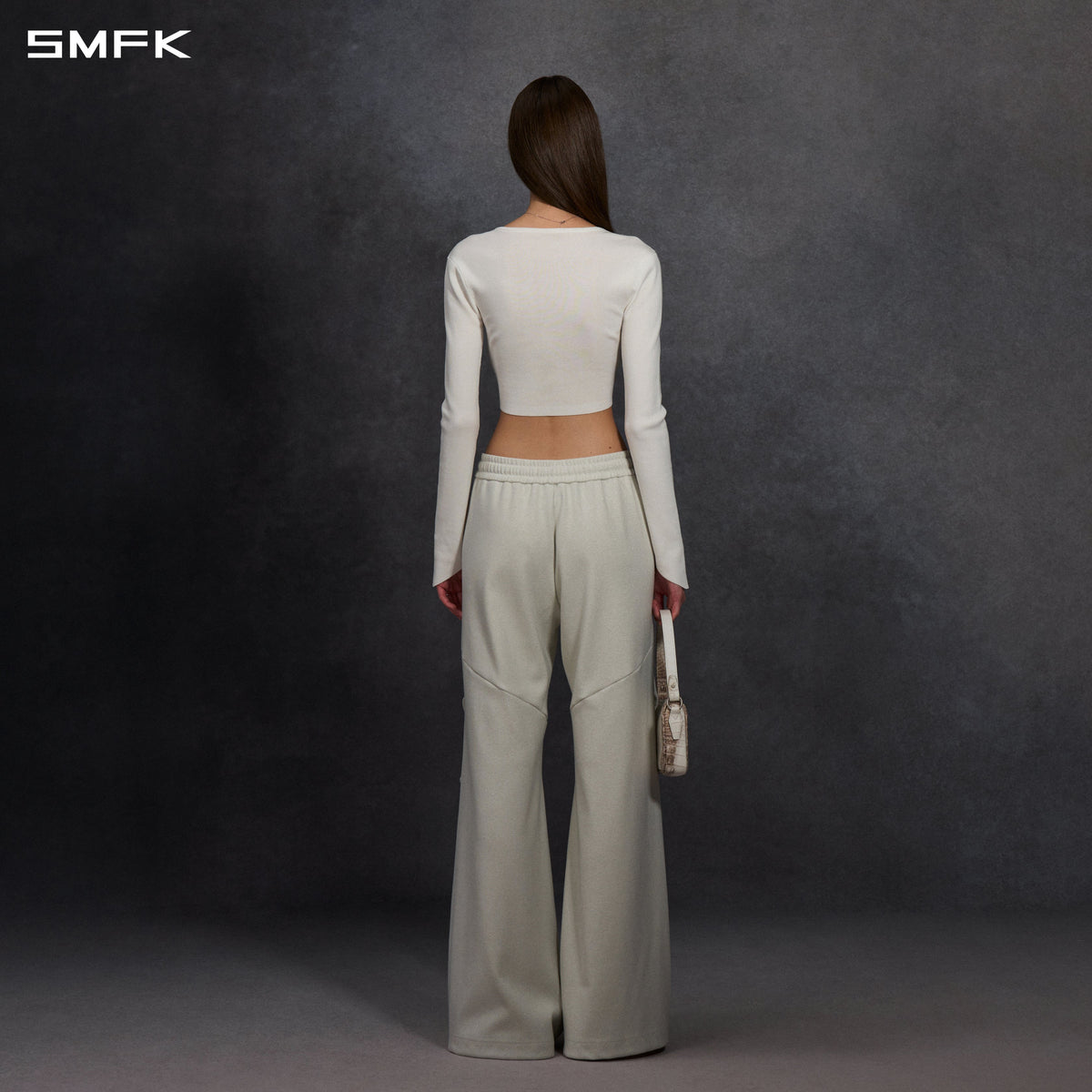 MYTH SIREN EVENING SHORT KNIT PULLOVER/TENCEL+SILK CLOUD WHITE