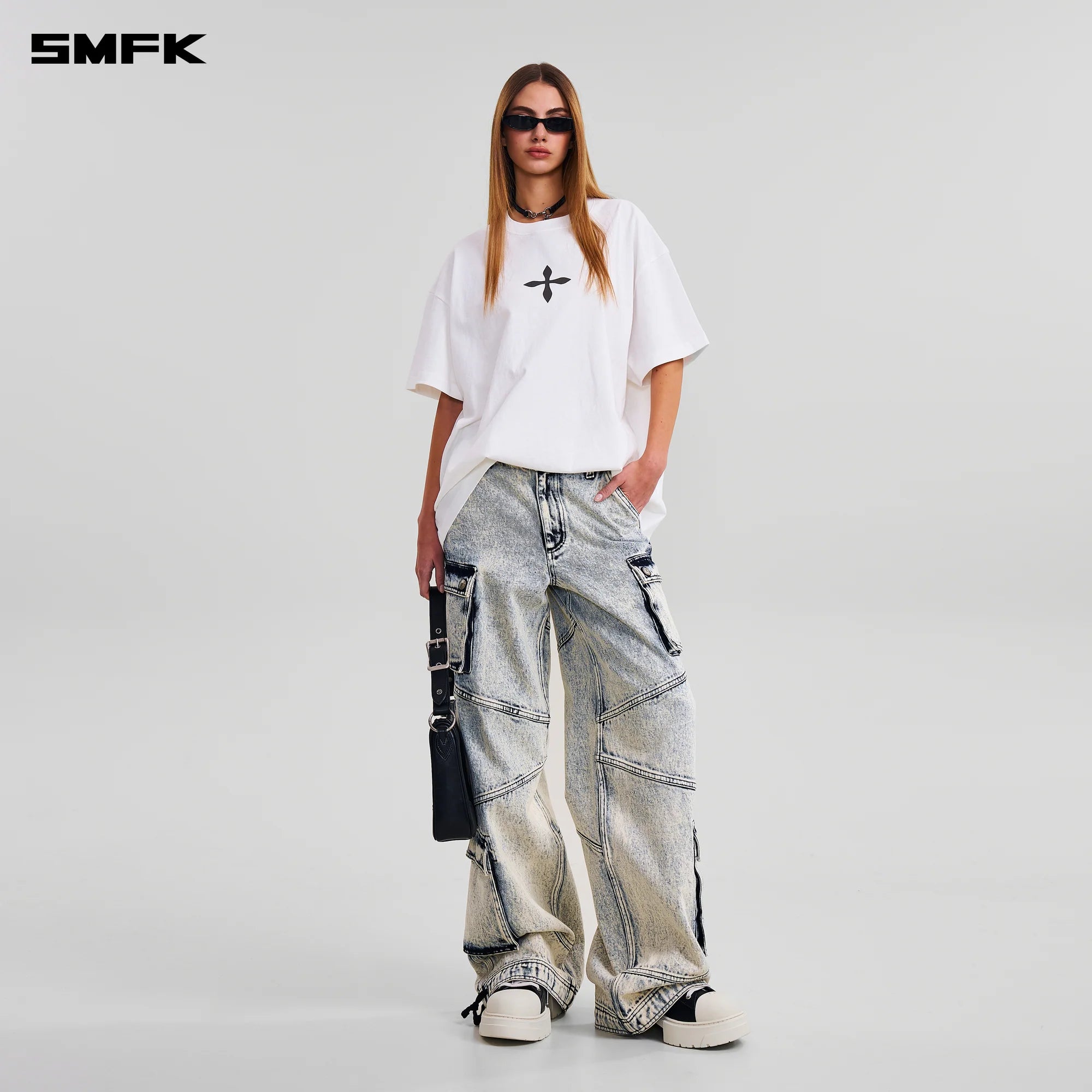 COMPASS MODE MASSIVE TEE-MAGNOLIA/COTTON CLOUD WHITE