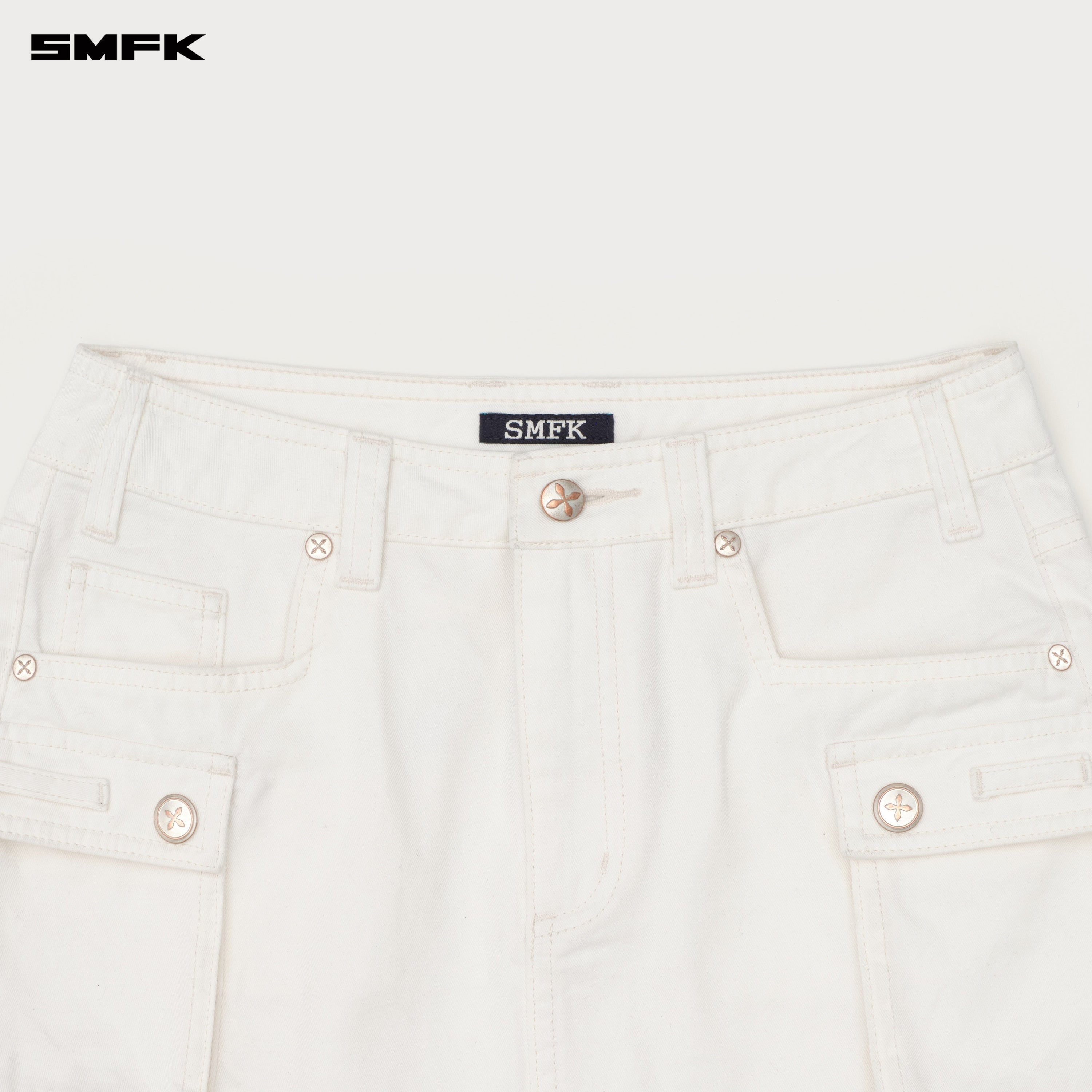 Compass Wild Road Cargo Skirt Snowy Mountain White