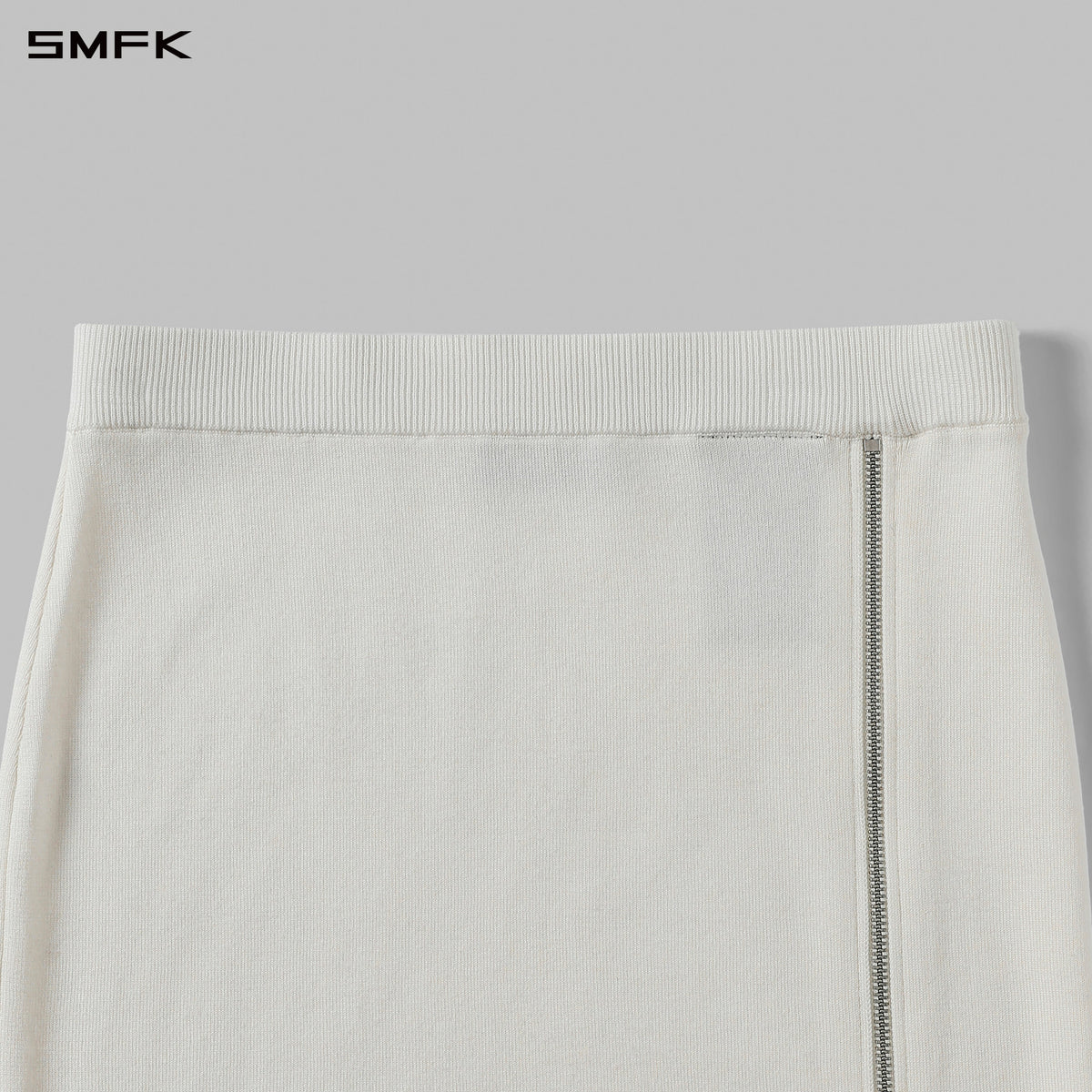 MYTH SIREN ZIP EVENING KNIT DRESS/SILK+LENZING TENCEL+COTTON CLOUD WHITE