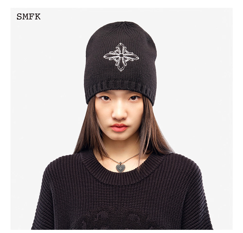 COMPASS CROSS BEANIE BLACK