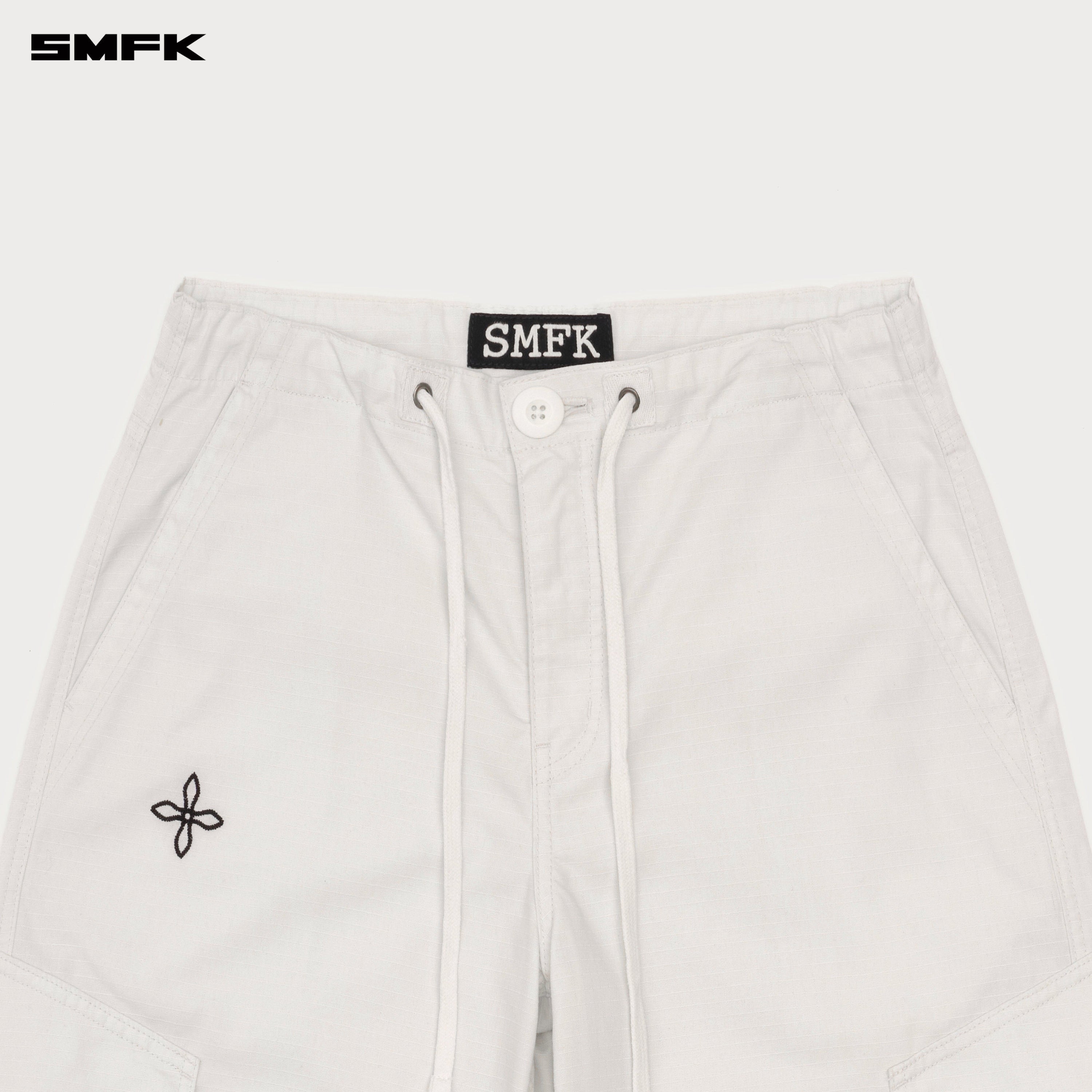 Future Mirage Classic Parachute Pants Snowy Mountain White