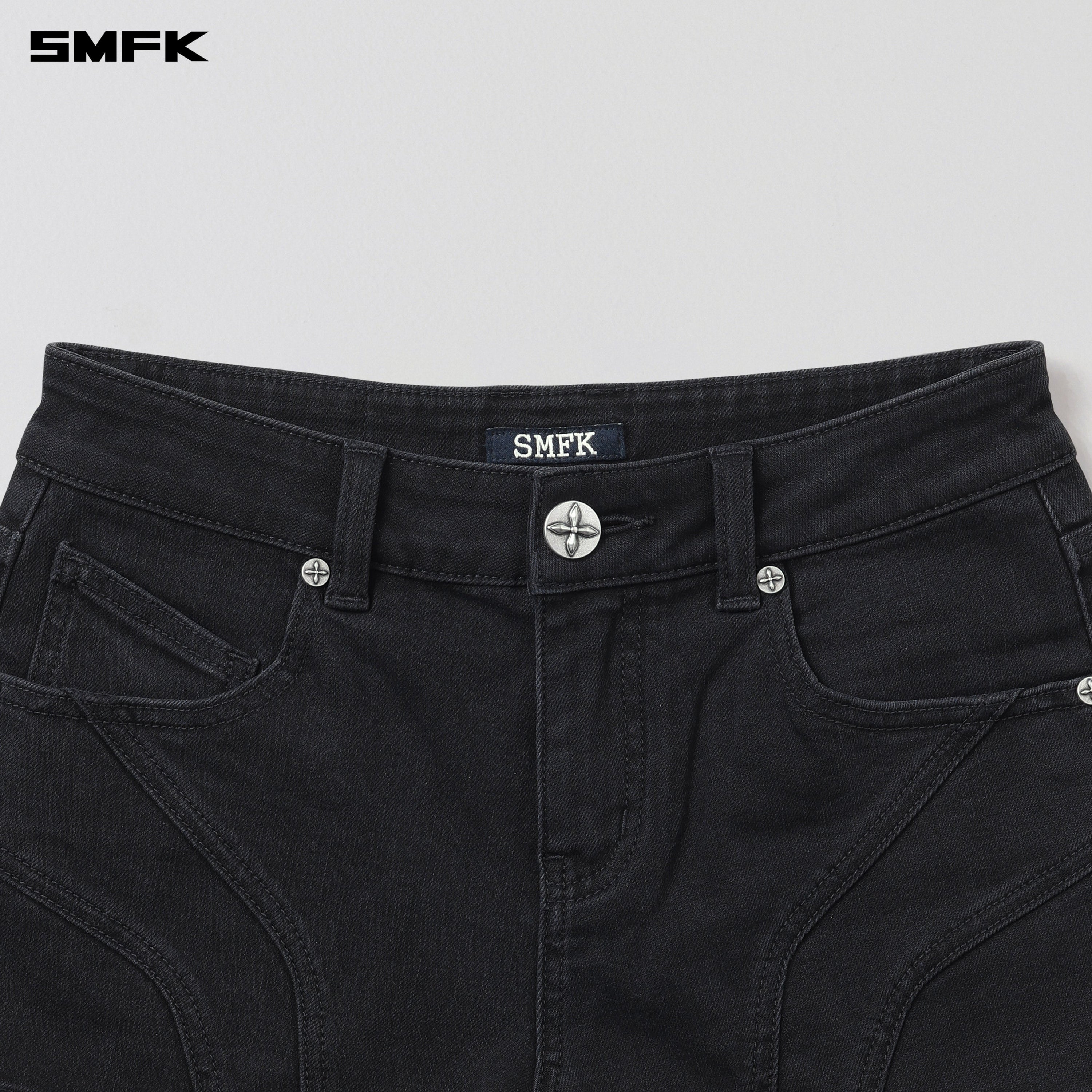 WILD MIRAGE SKINNY DENIM SHORTS/E-COTTON WILD BLACK