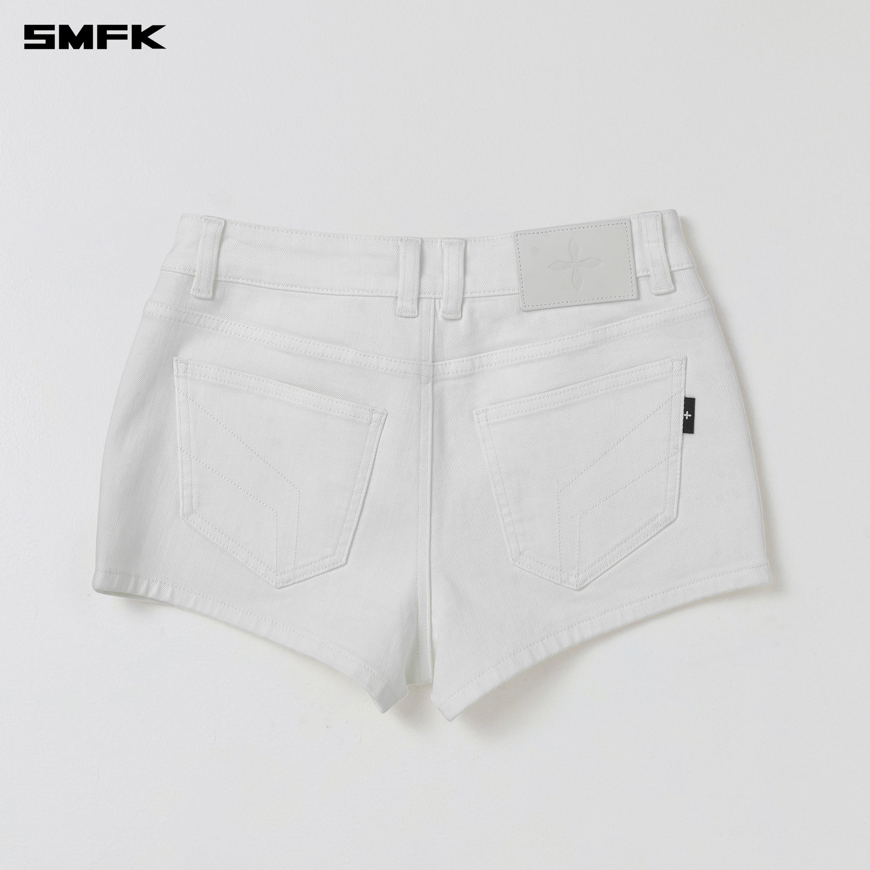 WILD MIRAGE SKINNY DENIM SHORTS/E-COTTON SNOW MOUNTAIN WHITE