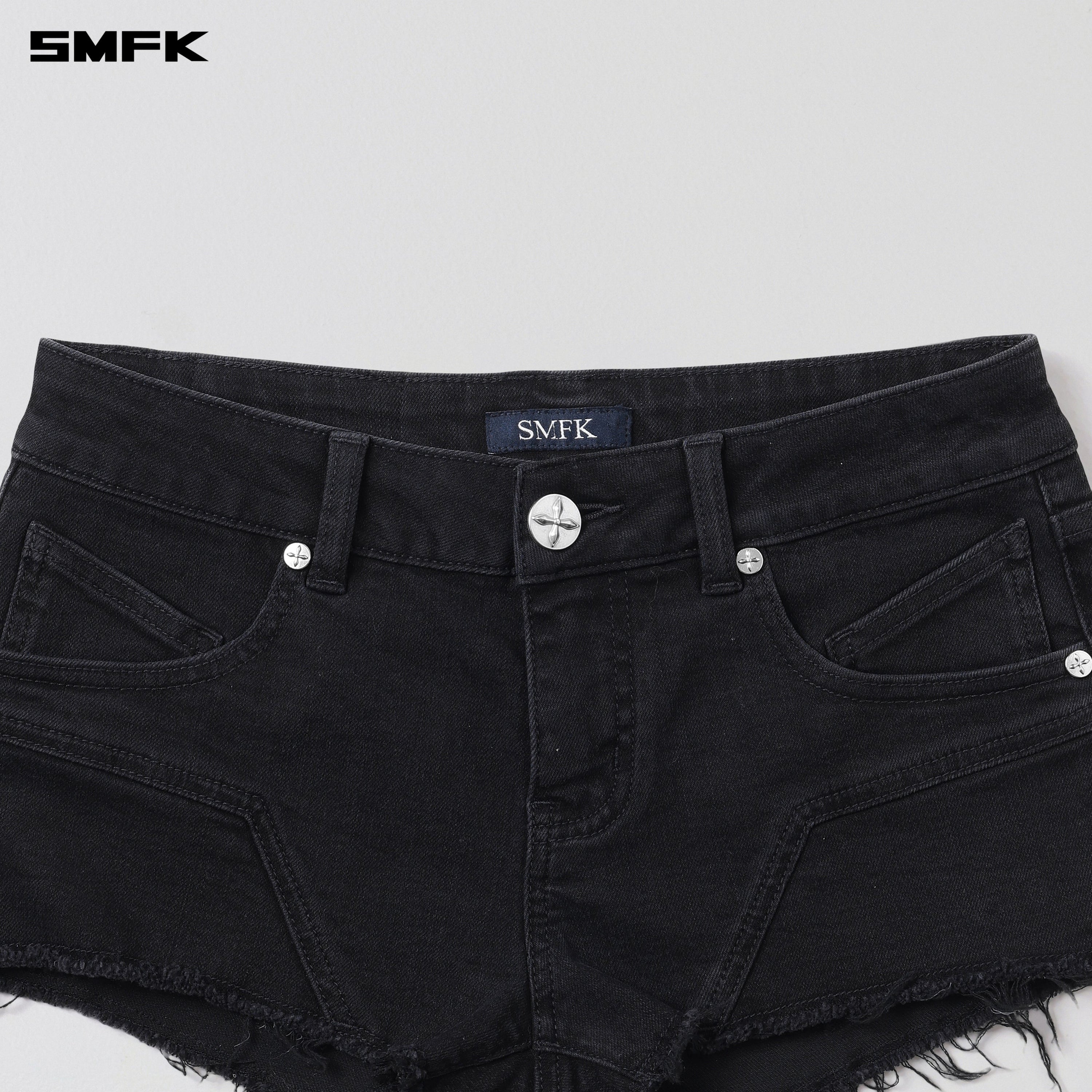 WILD MIRAGE LOW-WASIT DENIM SHORTS/E-COTTON WILD BLACK