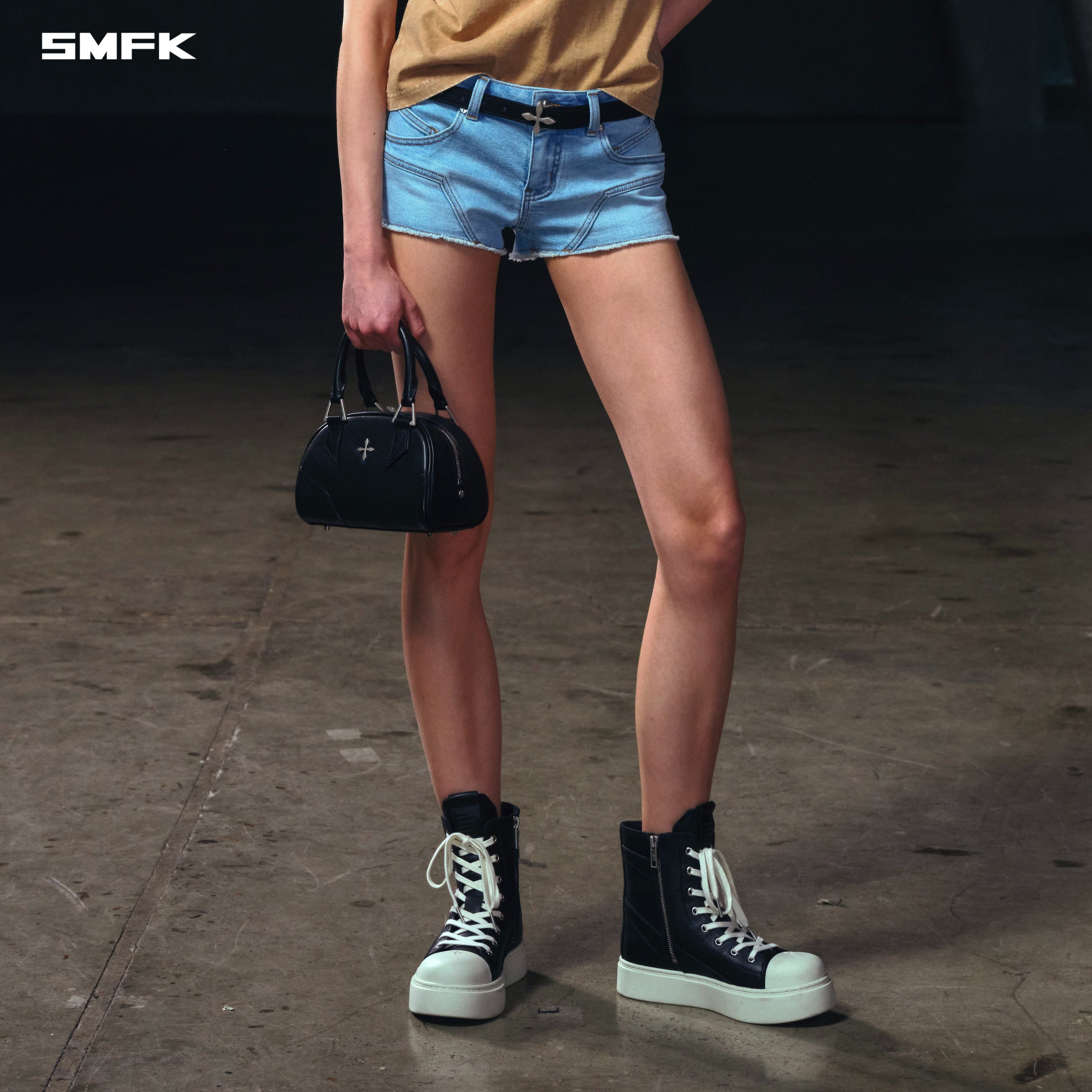 WILD MIRAGE LOW-WASIT DENIM SHORTS/E-COTTON WILD SKY BLUE