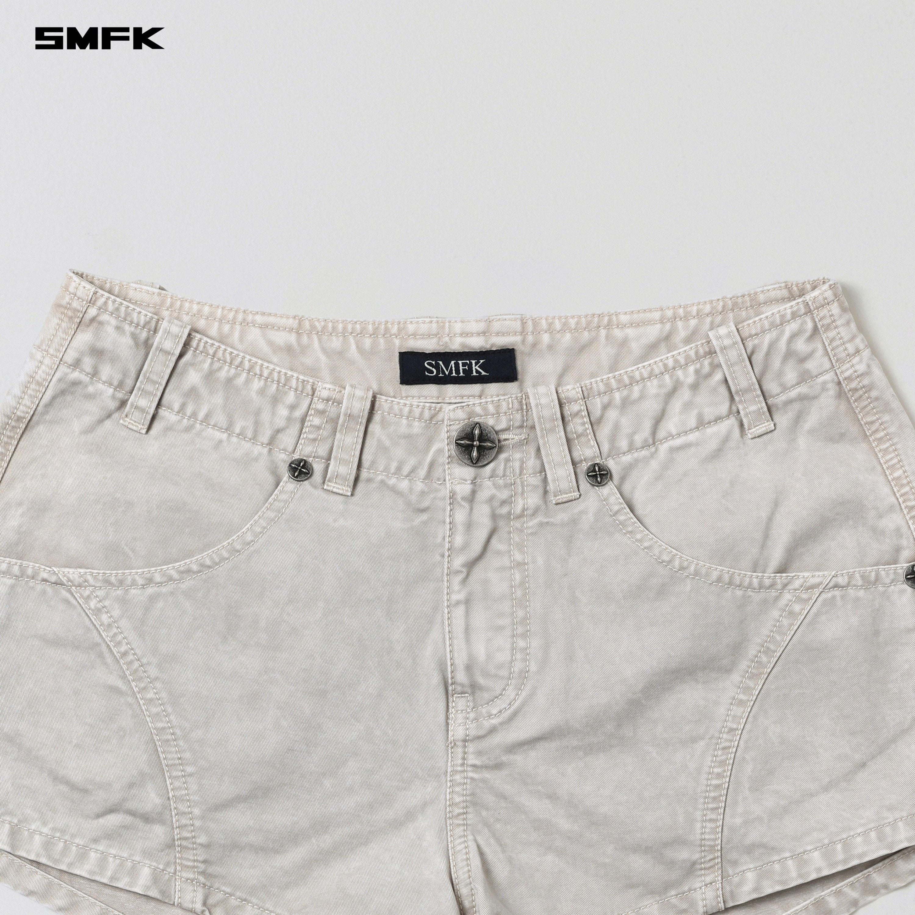 VANISH CARGO SHORTS/GARMENT DYE VANISH WHITE