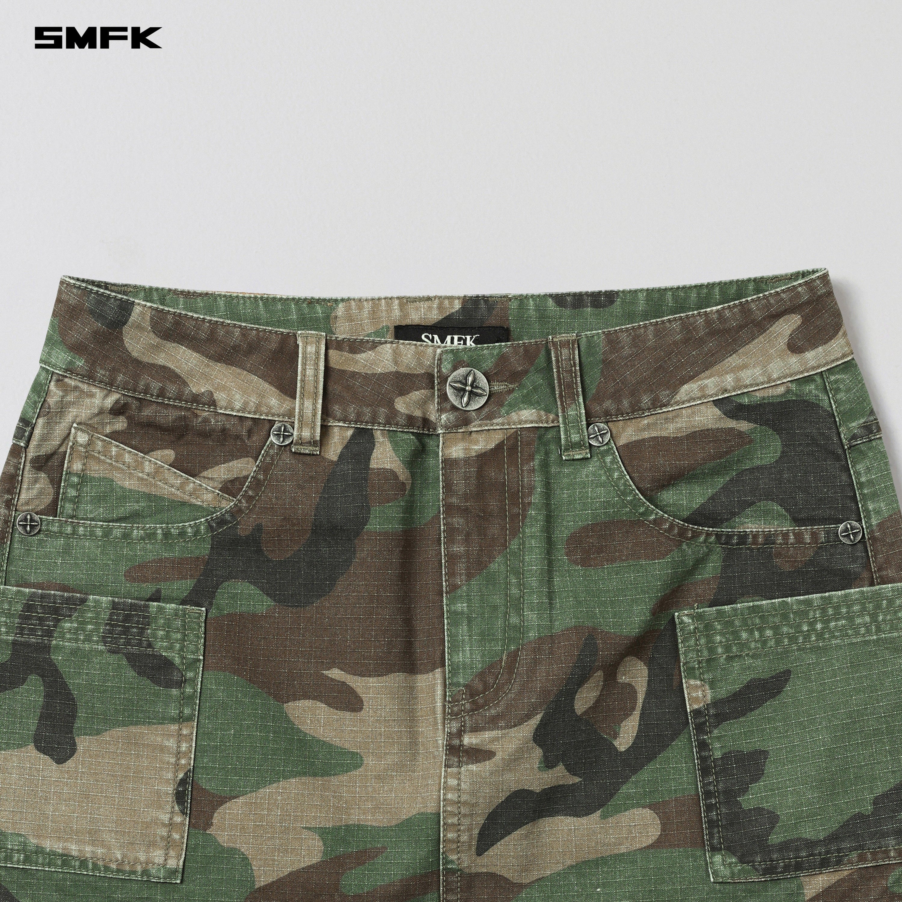 VINTAGE VANISH CARGO SHORT DRESS/CAMO COTTON GREEN CAMOUFLAGE