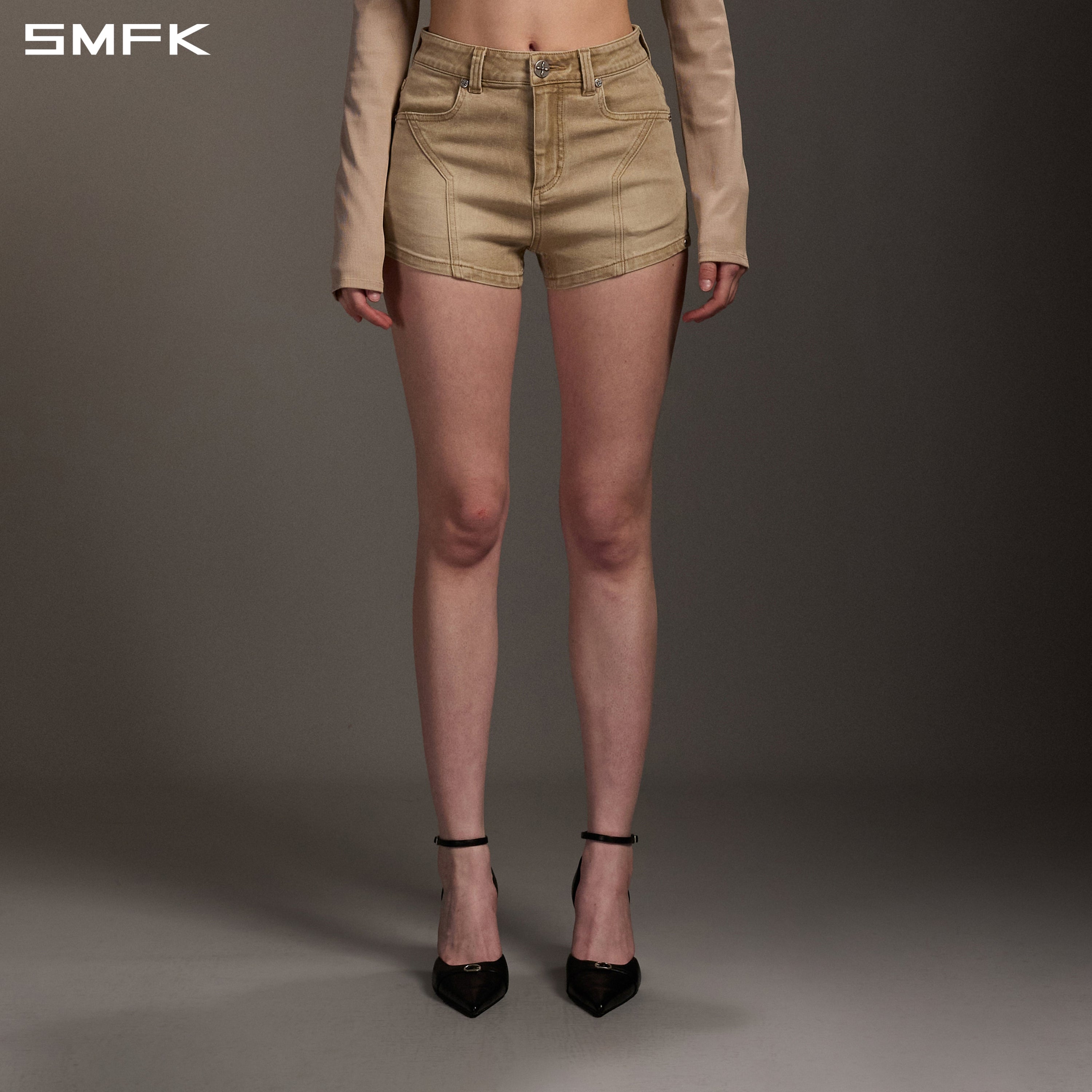COMPASS DANCER DENIM FLAT SHORTS FRESH SKIN