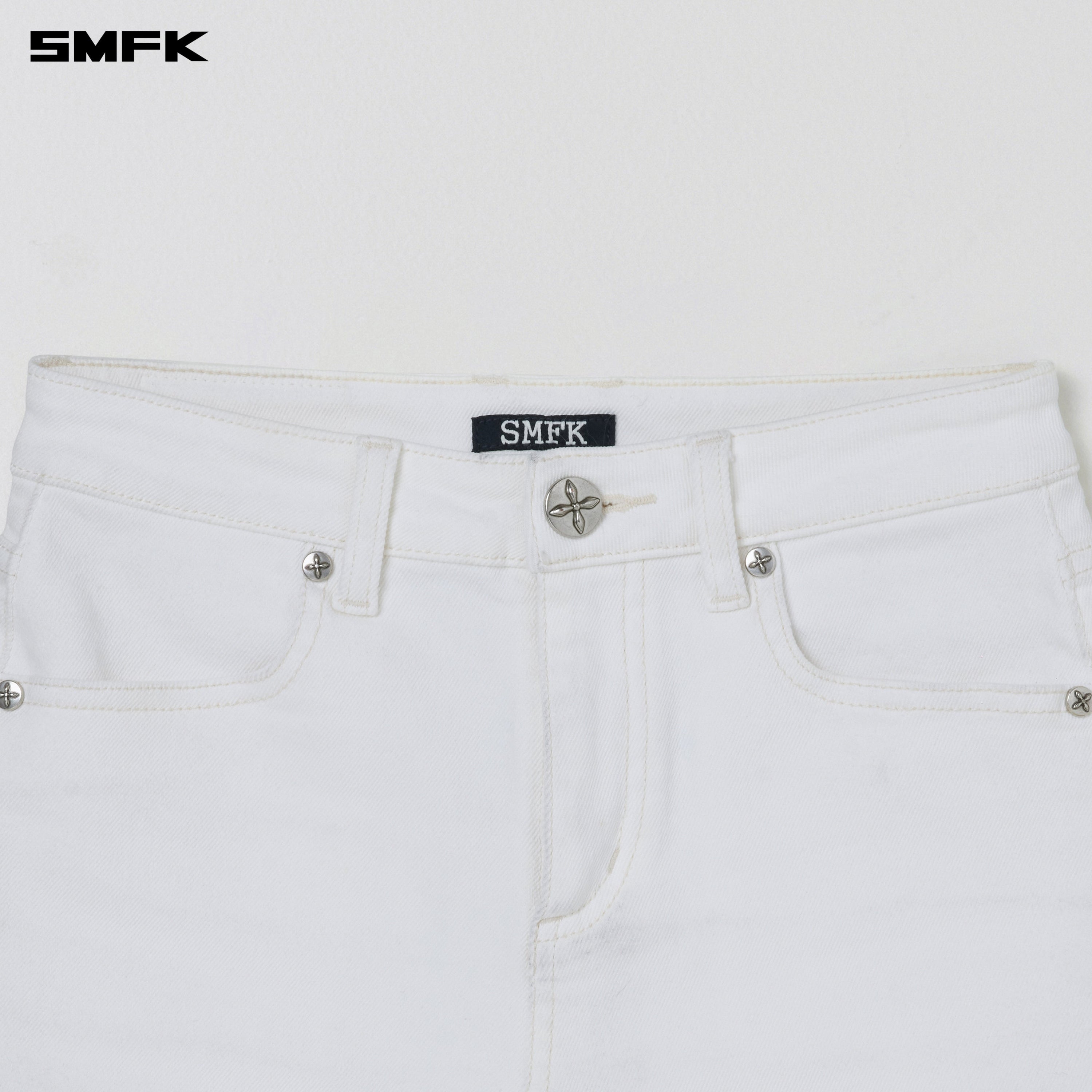 COMPASS DANCER DENIM FLAT SHORTS SNOW MOUNTAIN WHITE