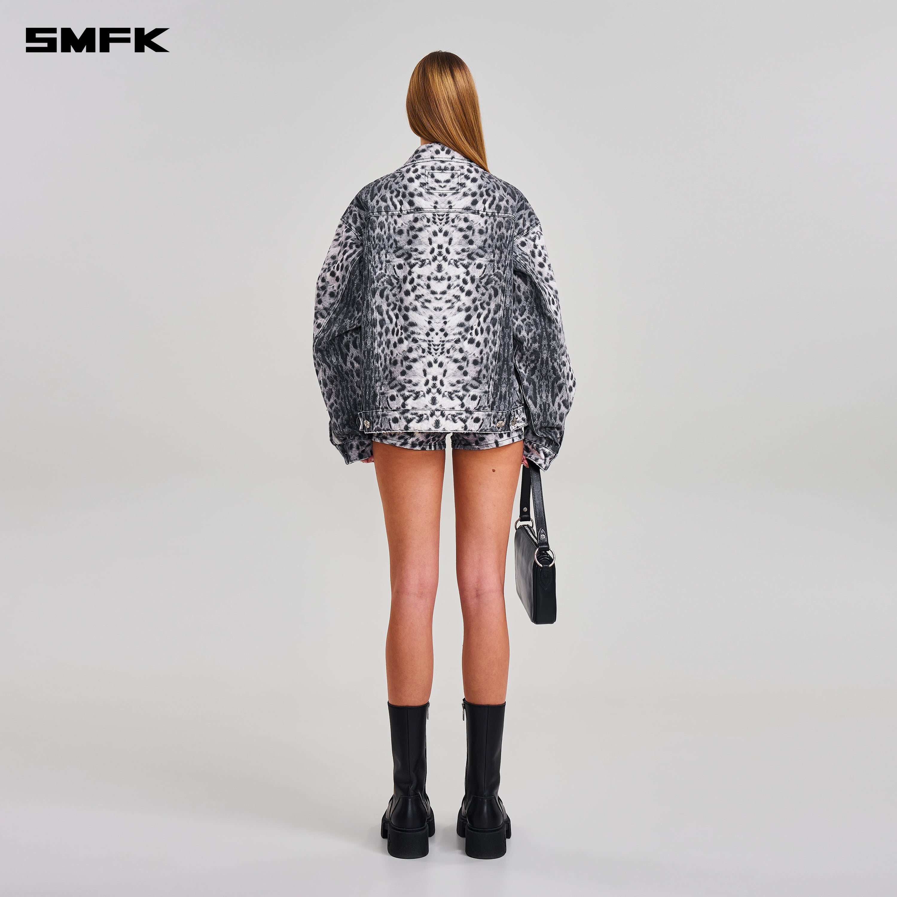 COMPASS DANCER DENIM FLAT SHORTS MIRAGE LEOPARD