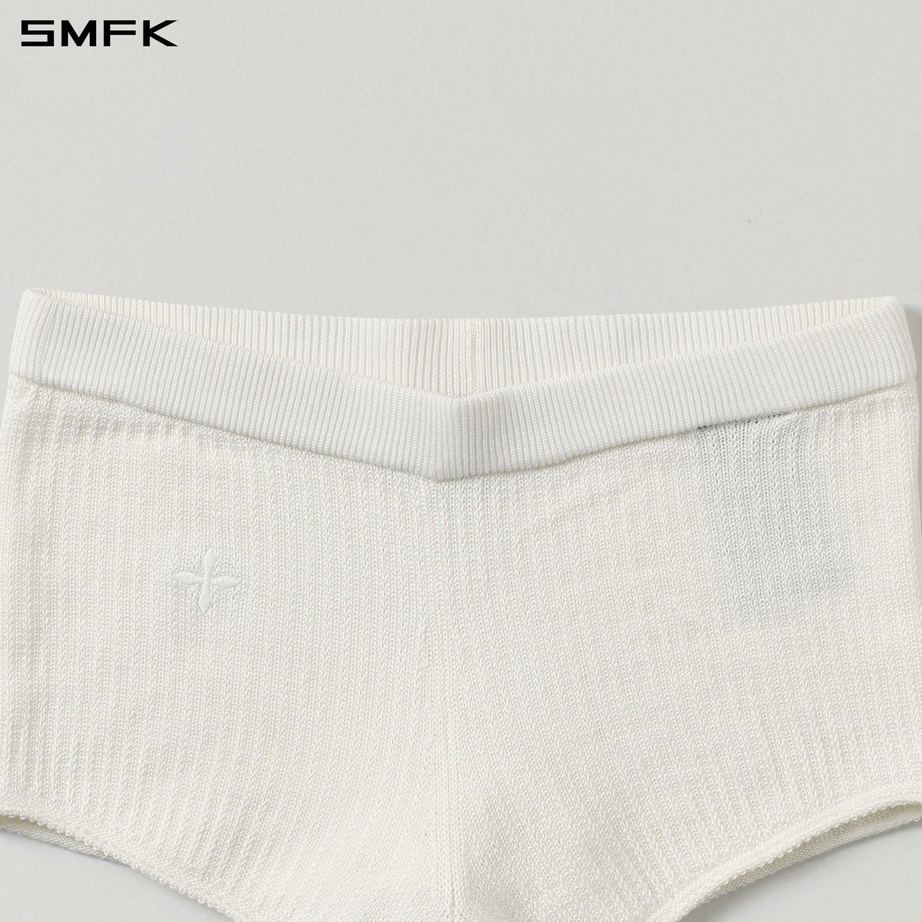 MYTH SEER STRT KNIT SHORTS/TENCEL+SILK CLOUD WHITE