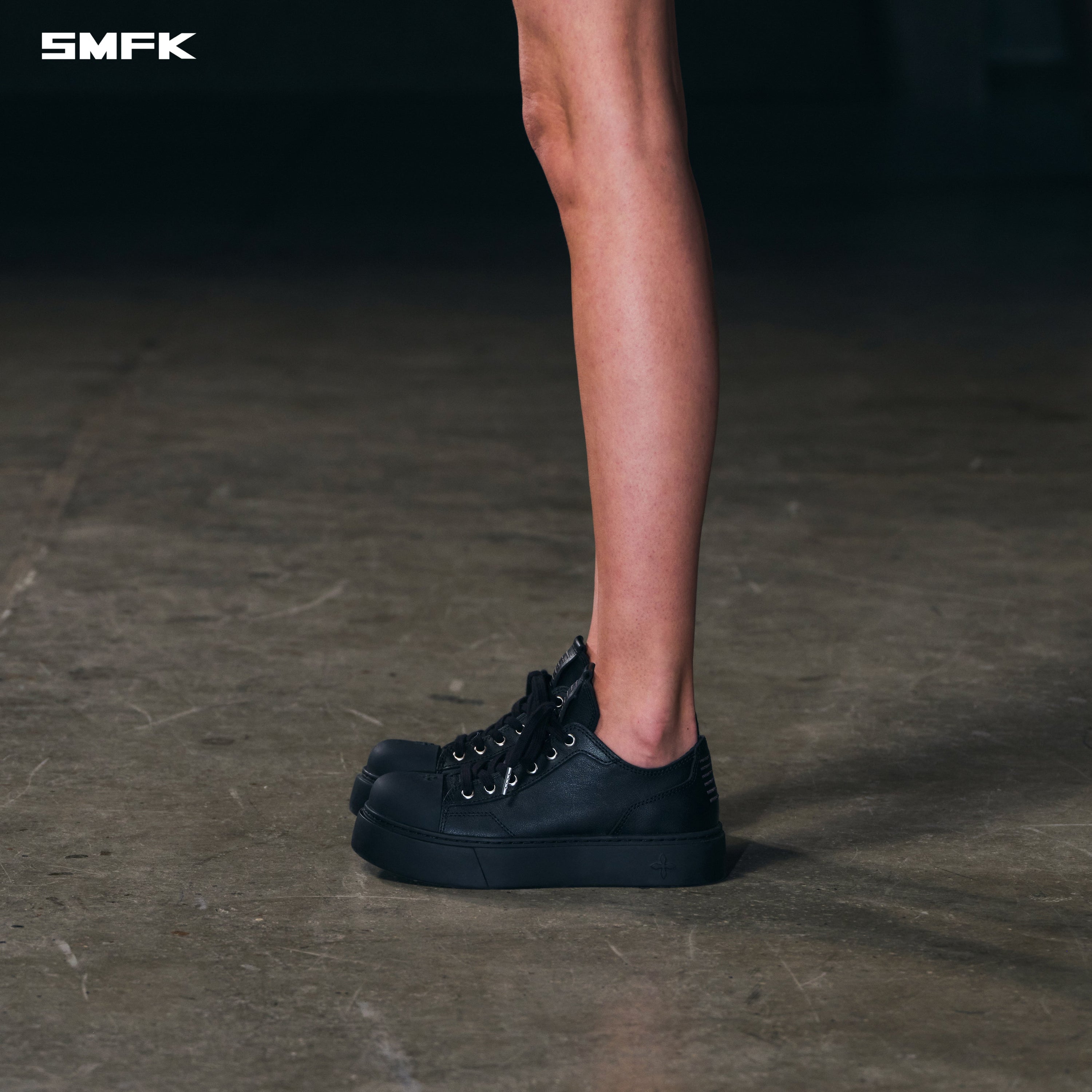 COMPASS MODE LEATHER SNEAKER LOW/COW LEATHER WILD BLACK