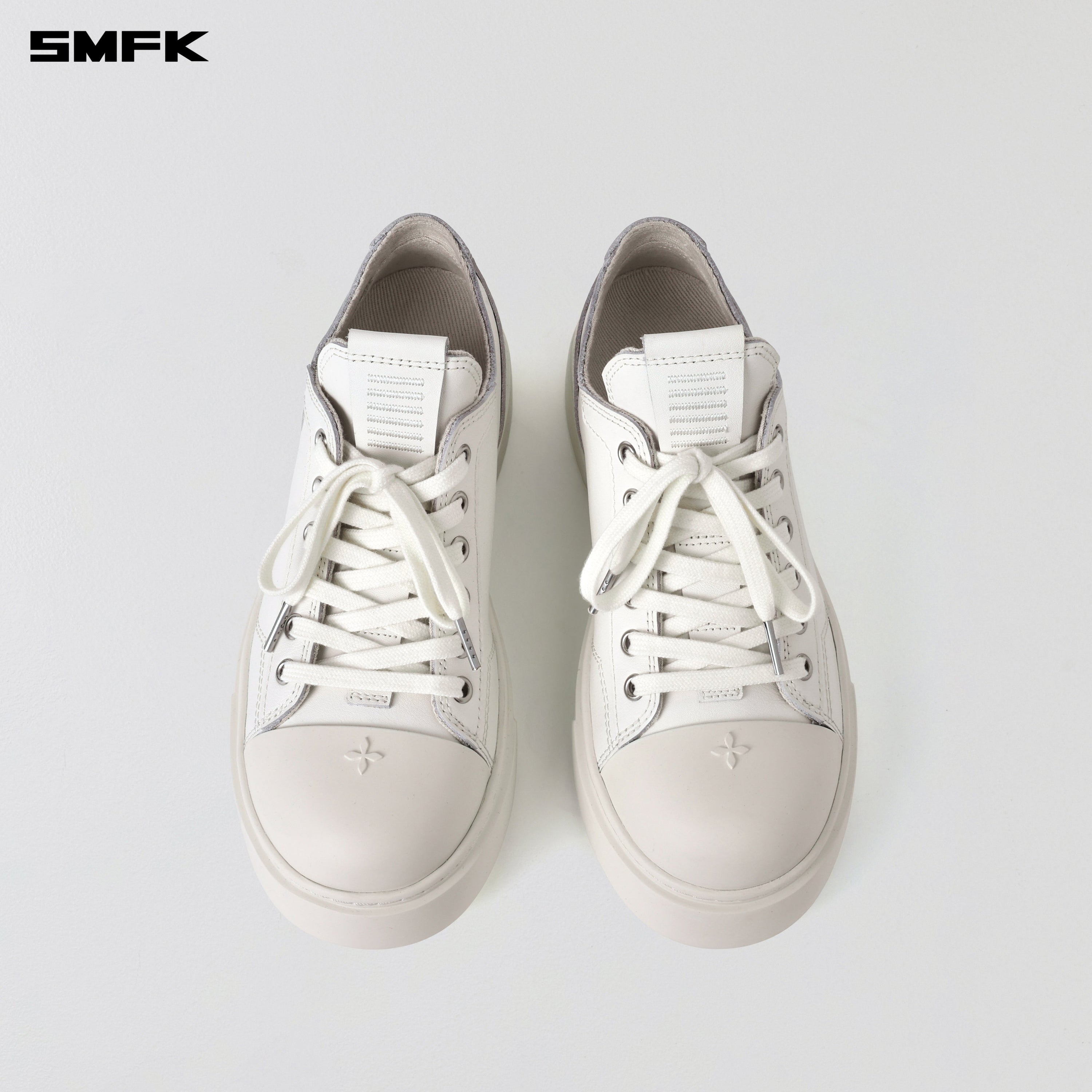COMPASS MODE LEATHER SNEAKER LOW/COW LEATHER CLOUD WHITE