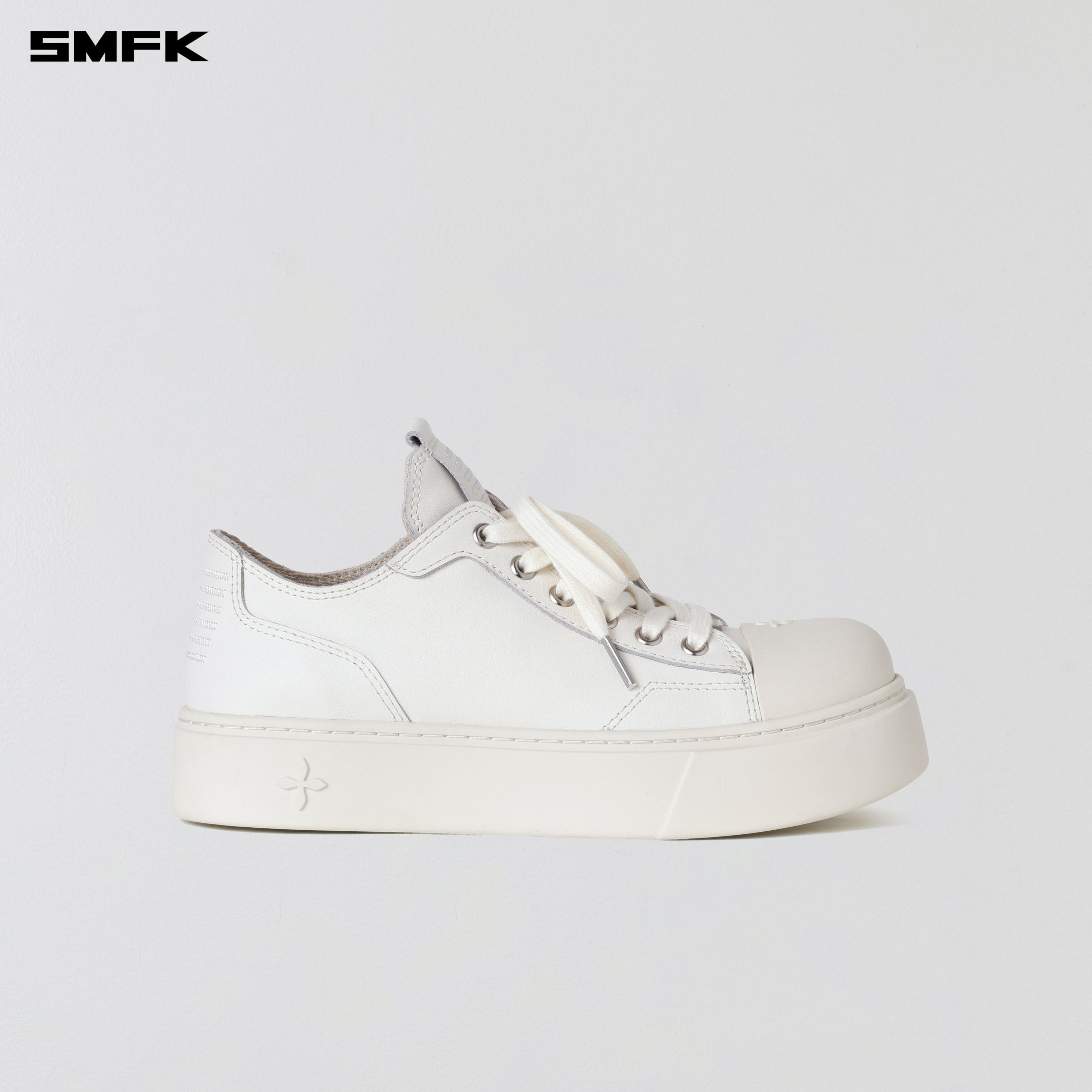 COMPASS MODE LEATHER SNEAKER LOW/COW LEATHER CLOUD WHITE