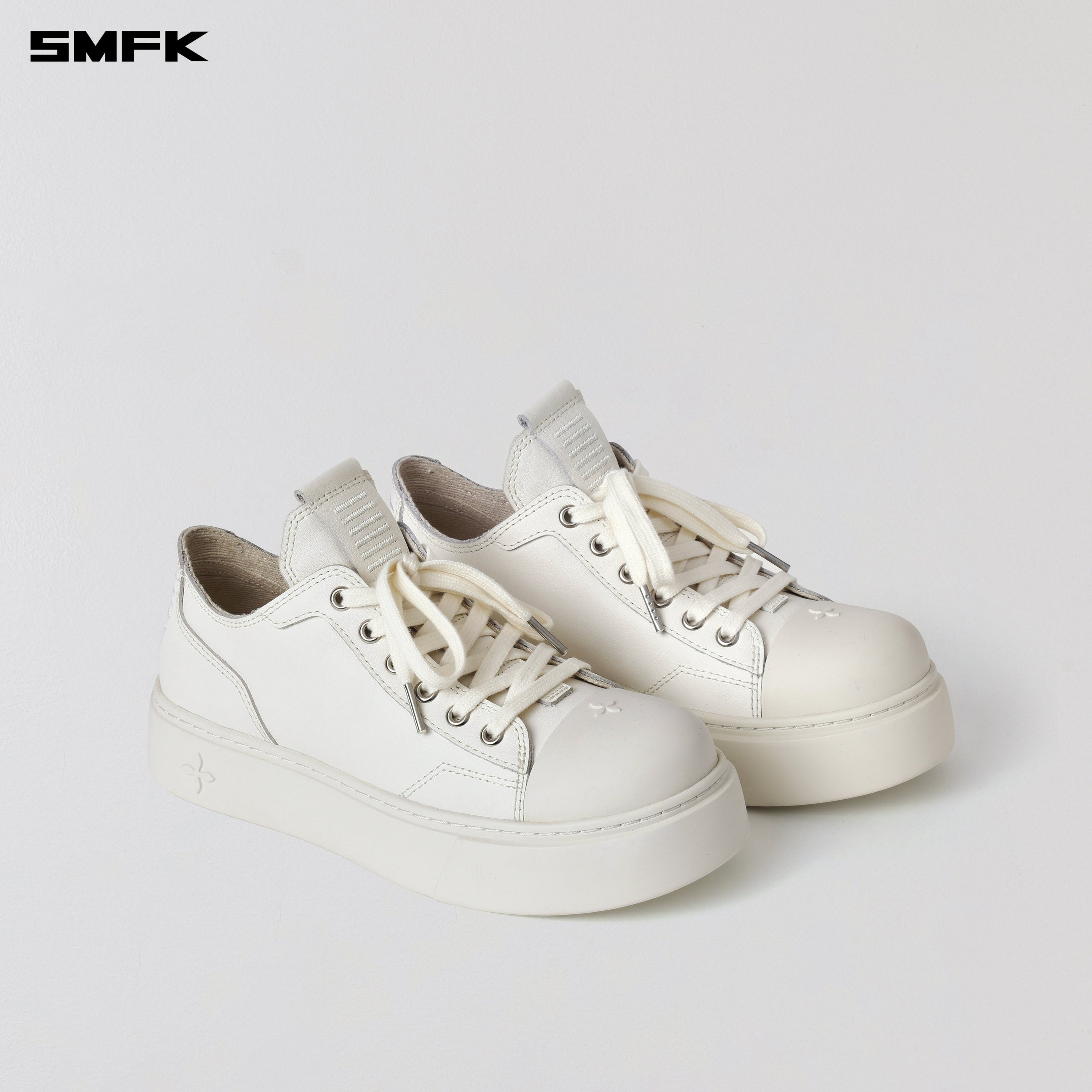 COMPASS MODE LEATHER SNEAKER LOW/COW LEATHER CLOUD WHITE