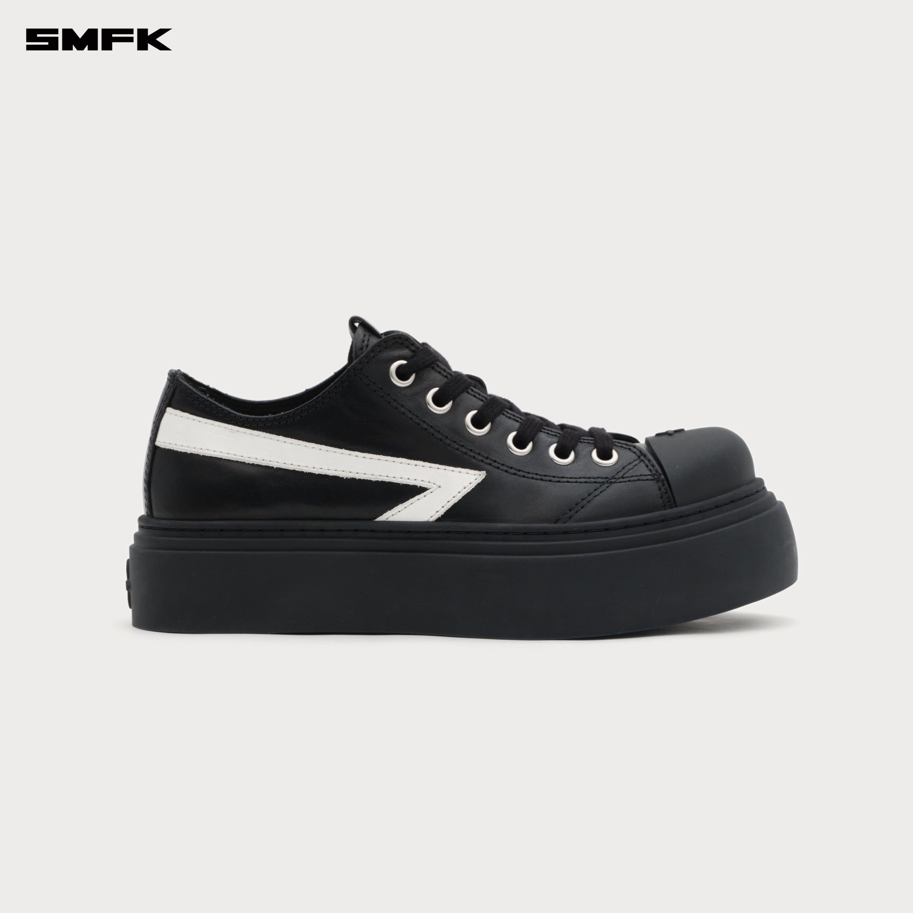 COMPASS METEOR ROVE NIGHT LOW-TOP SNEAKER
