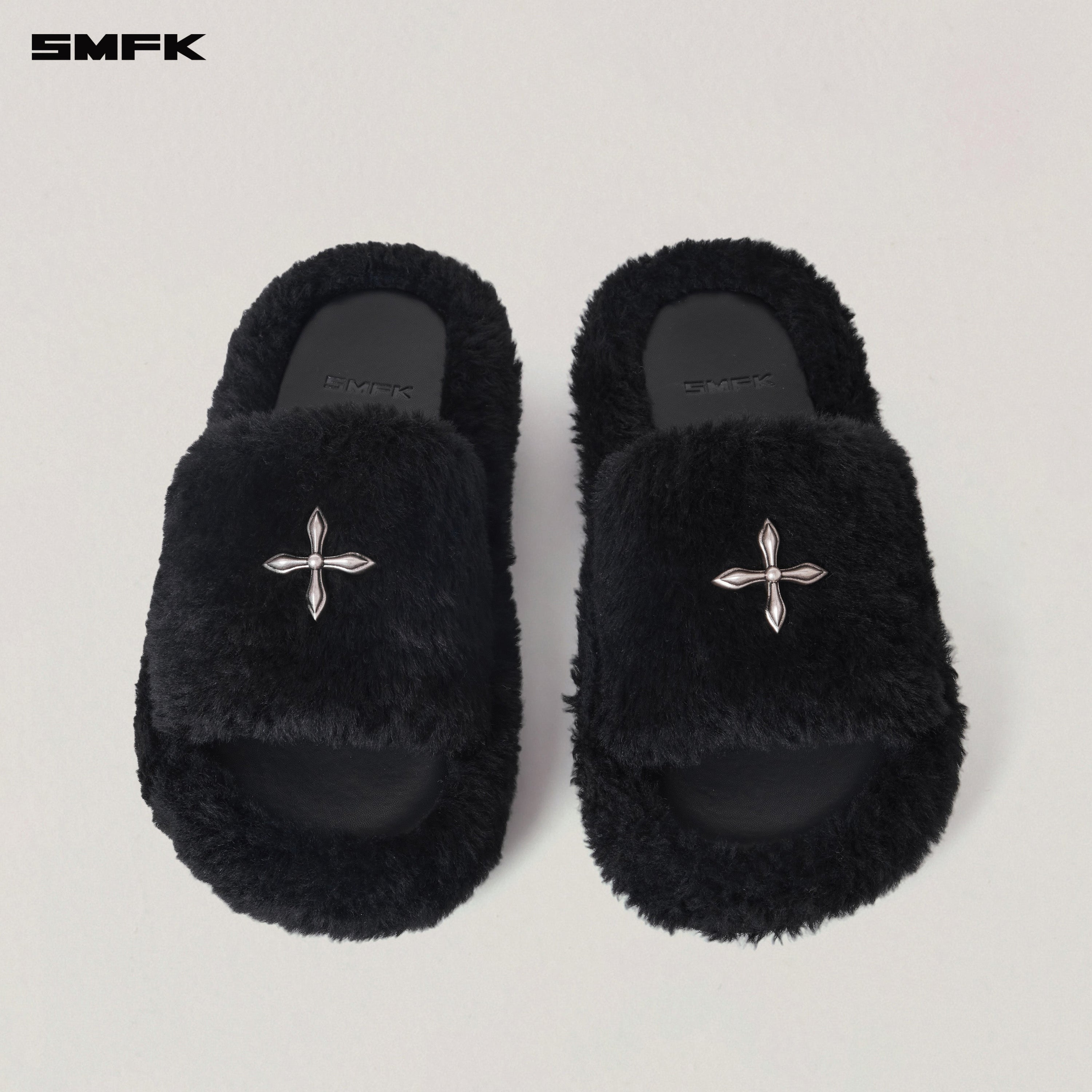 COMPASS MODE UNITY SHEARLING SLIPPER WILD BLACK