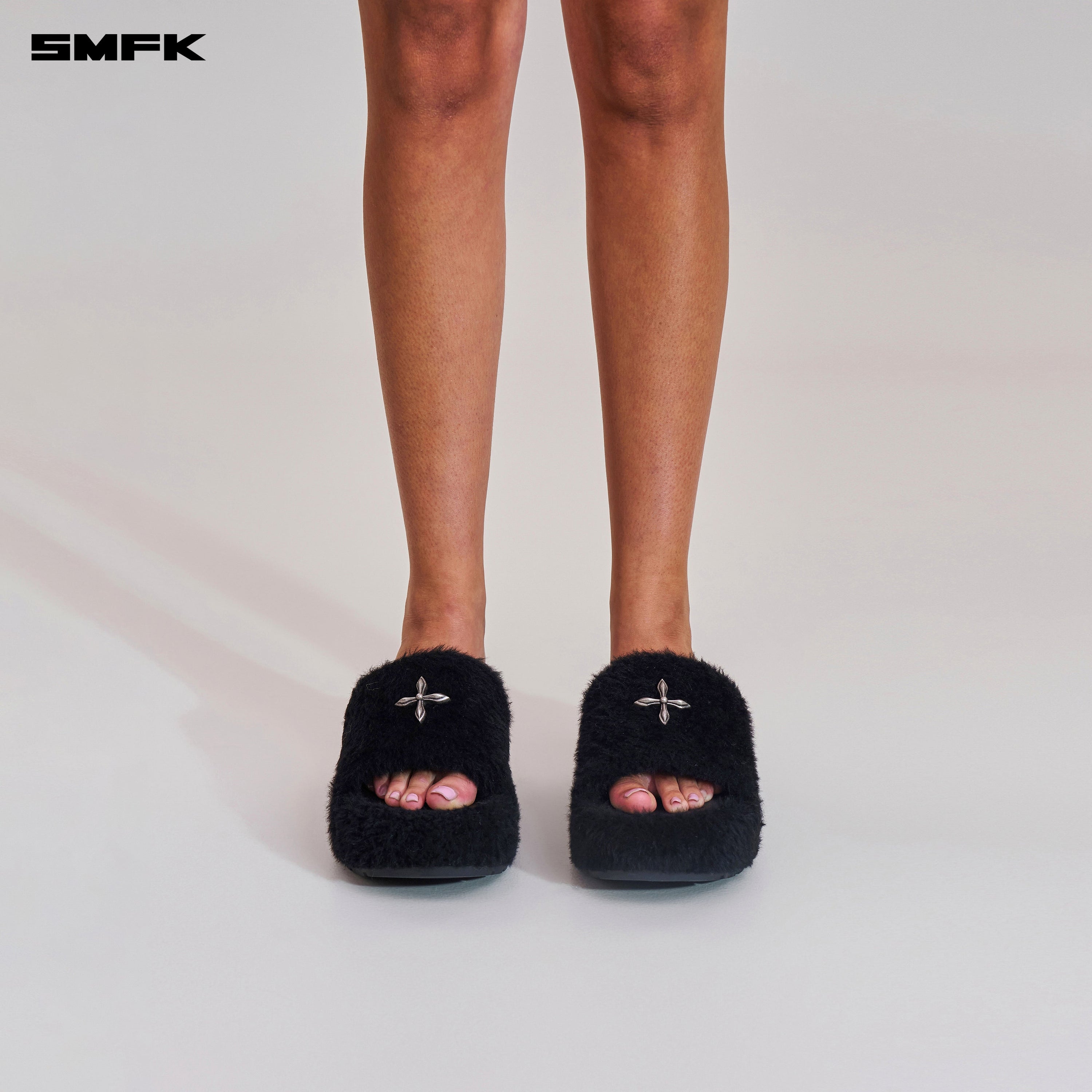 COMPASS MODE WOOL SHEARLING UNITY  SLIPPER/HIGH WILD BLACK