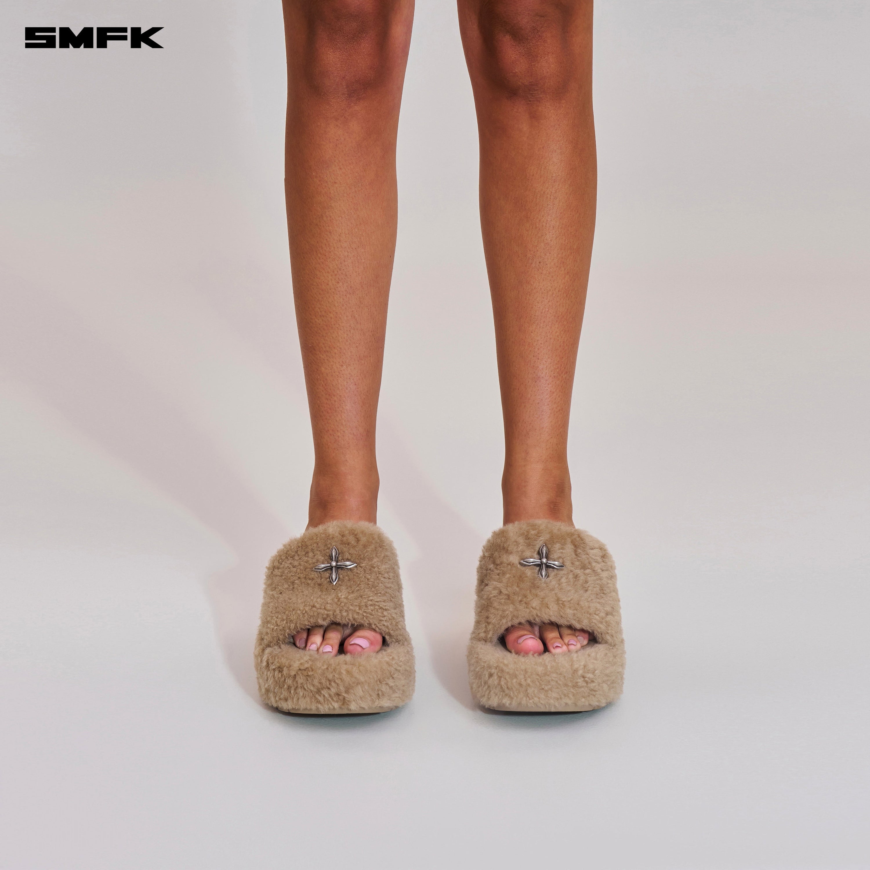 COMPASS MODE WOOL SHEARLING UNITY SLIPPER/HIGH SAND