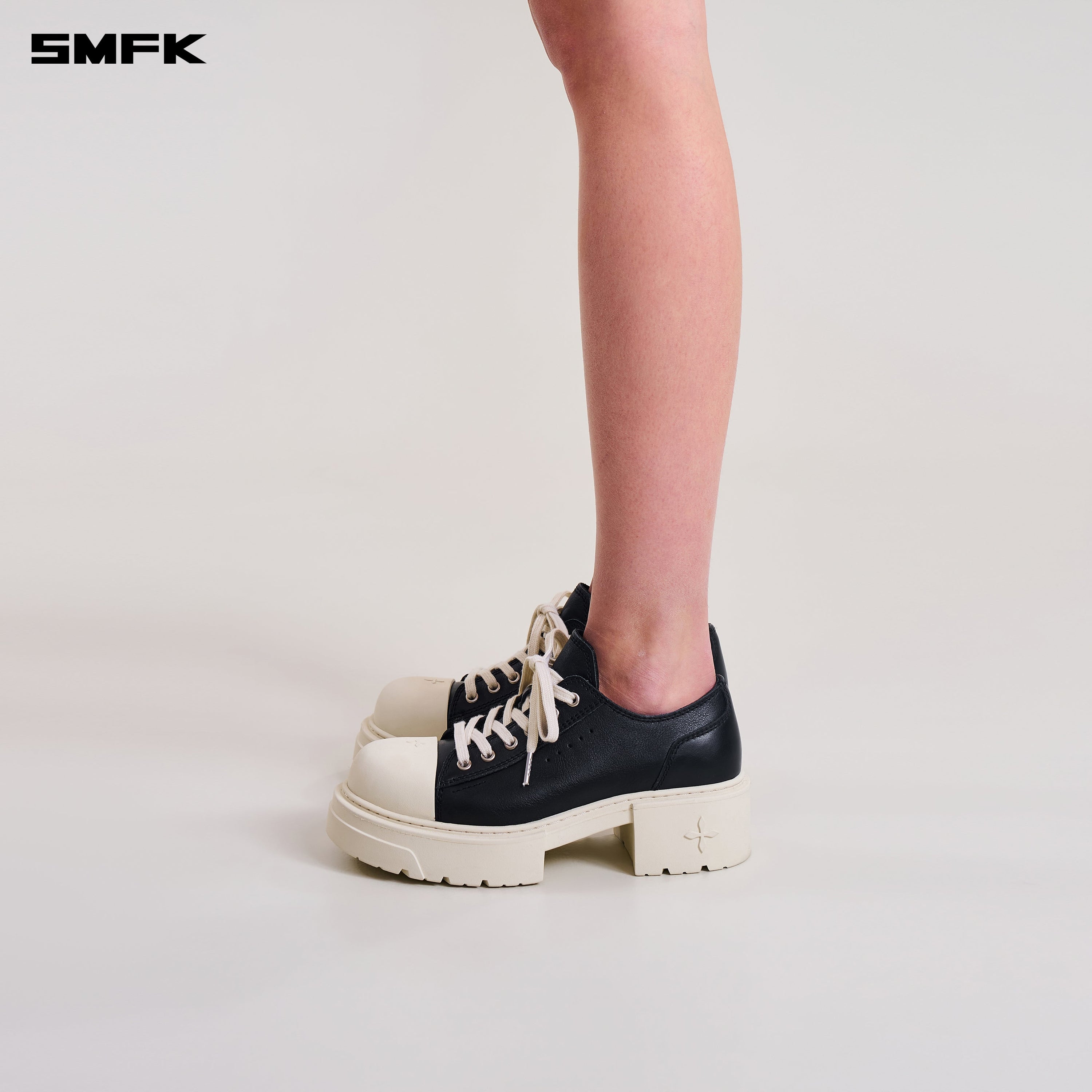 COMPASS MODE MIX THICK SNEAKER/LEATHER BLACK WHITE