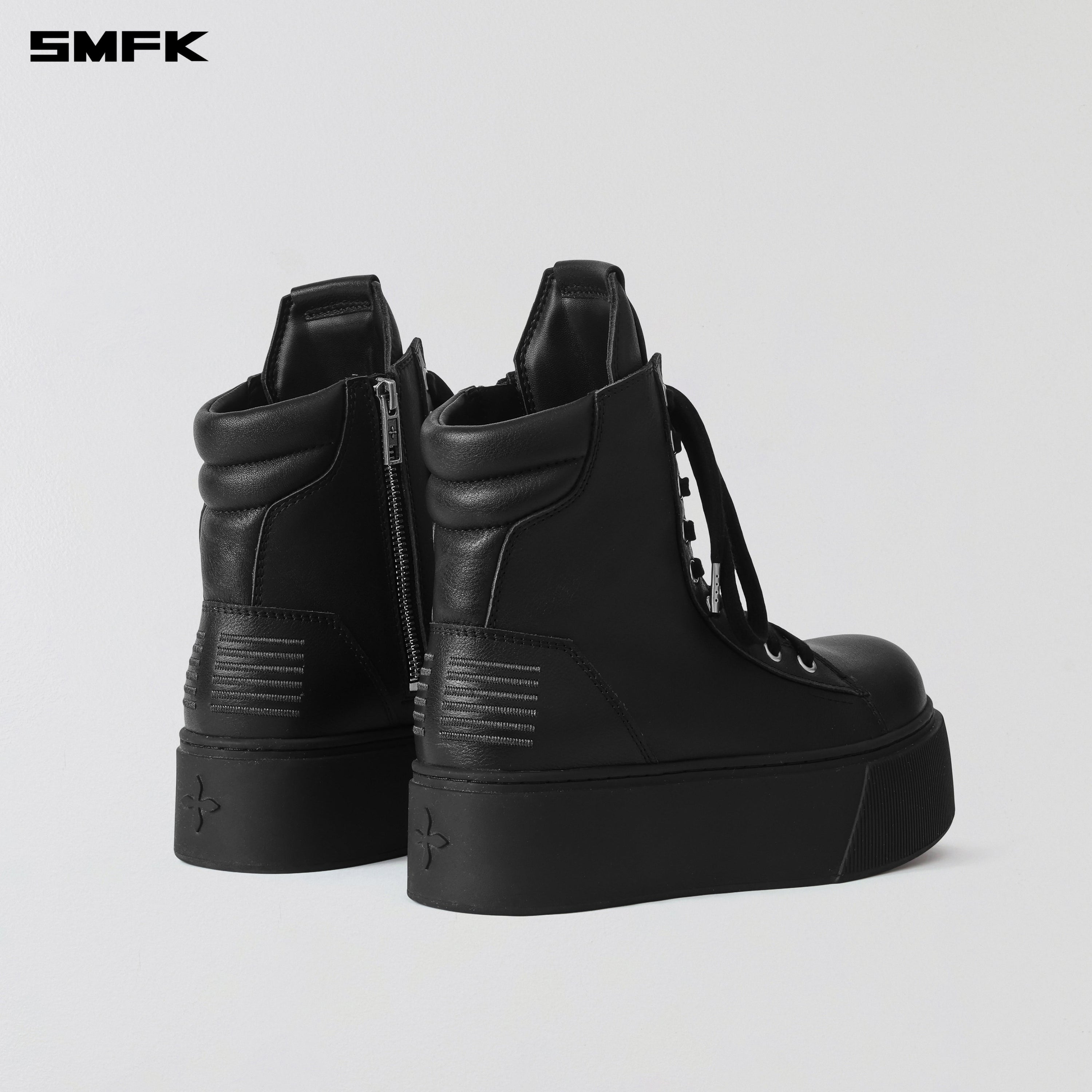 RUSH BOXING MID BOOTS WILD BLACK