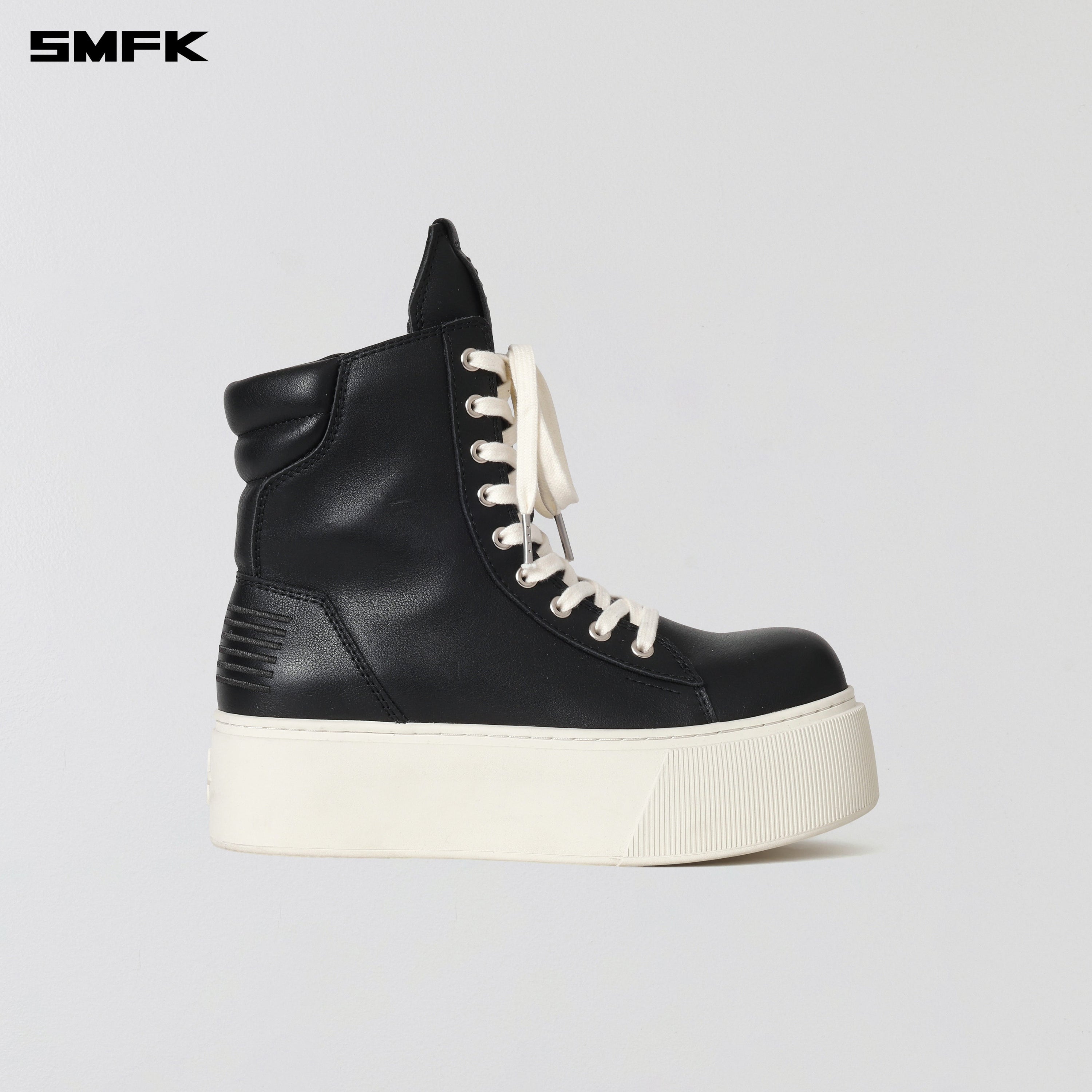 RUSH BOXING MID BOOTS BLACK WHITE