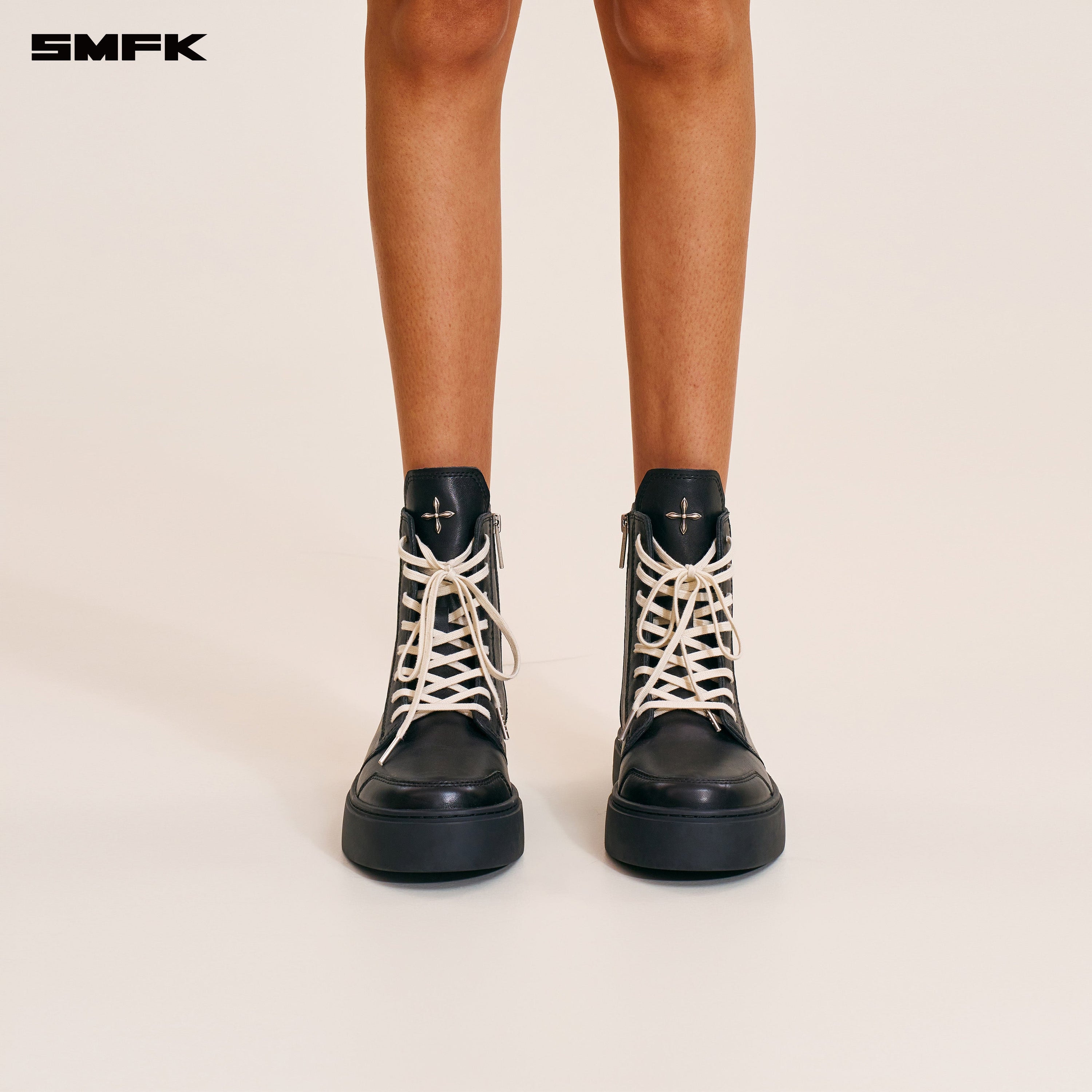 COMPASS RUSH LEATHER SNEAKER/HIGH WILD BLACK