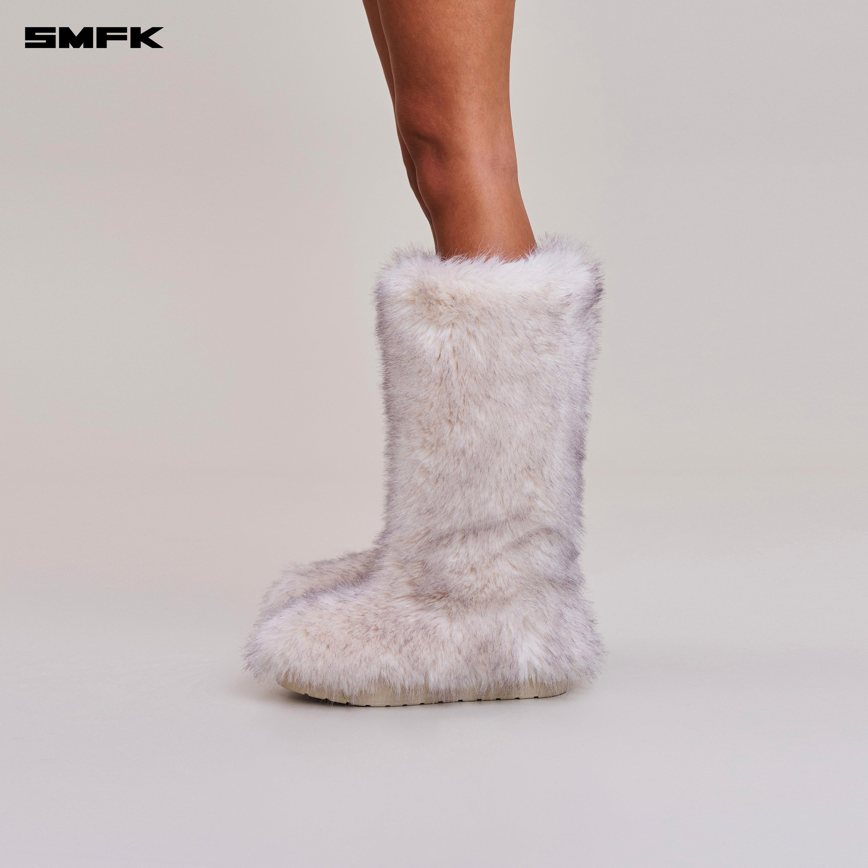 COMPASS MODE WASTELAND SHEARLING HUNTING BOOTS ARCTIC FOX WHITE