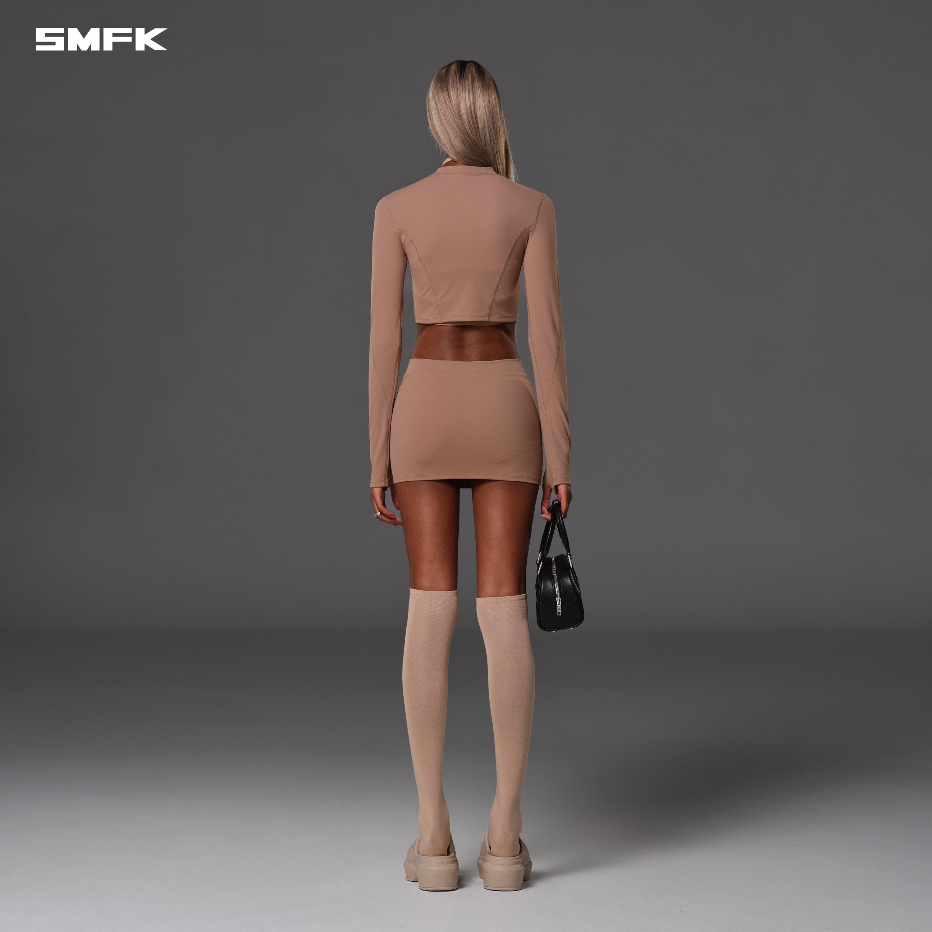 FOCUS GYM SHORT JACKET/Lycra Nylon WILD BROWN