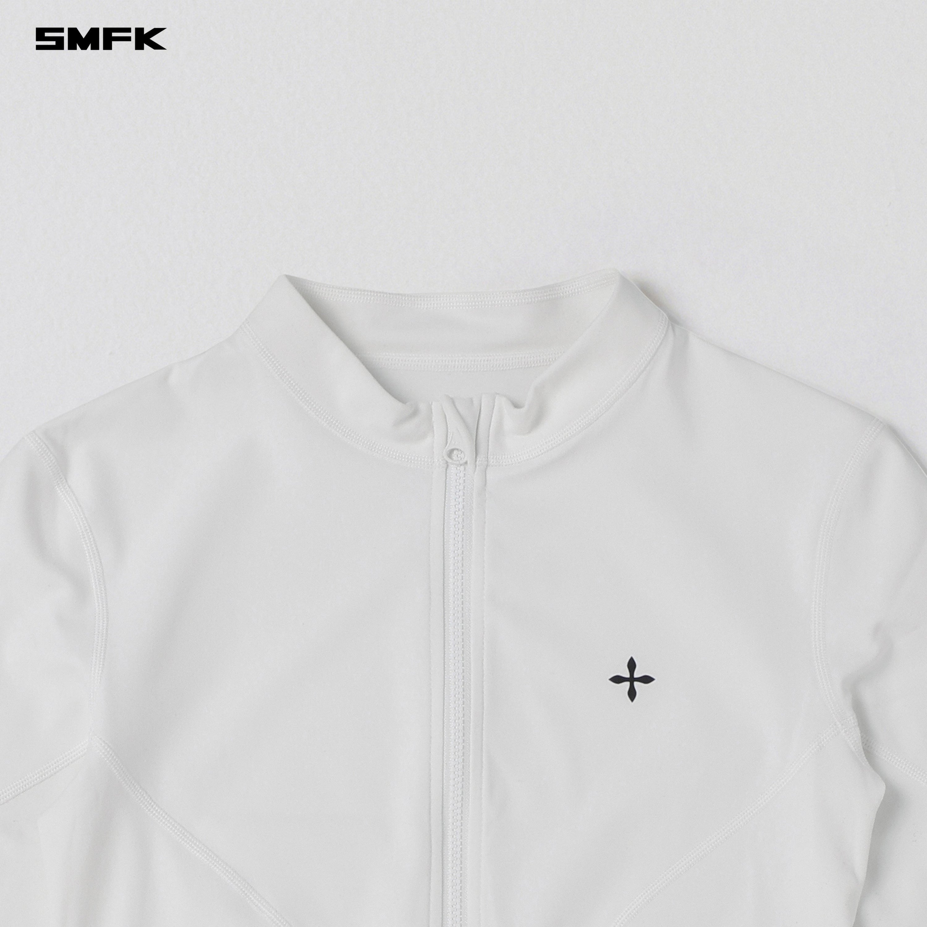FOCUS GYM SHORT JACKET/Lycra Nylon CLOUD WHITE