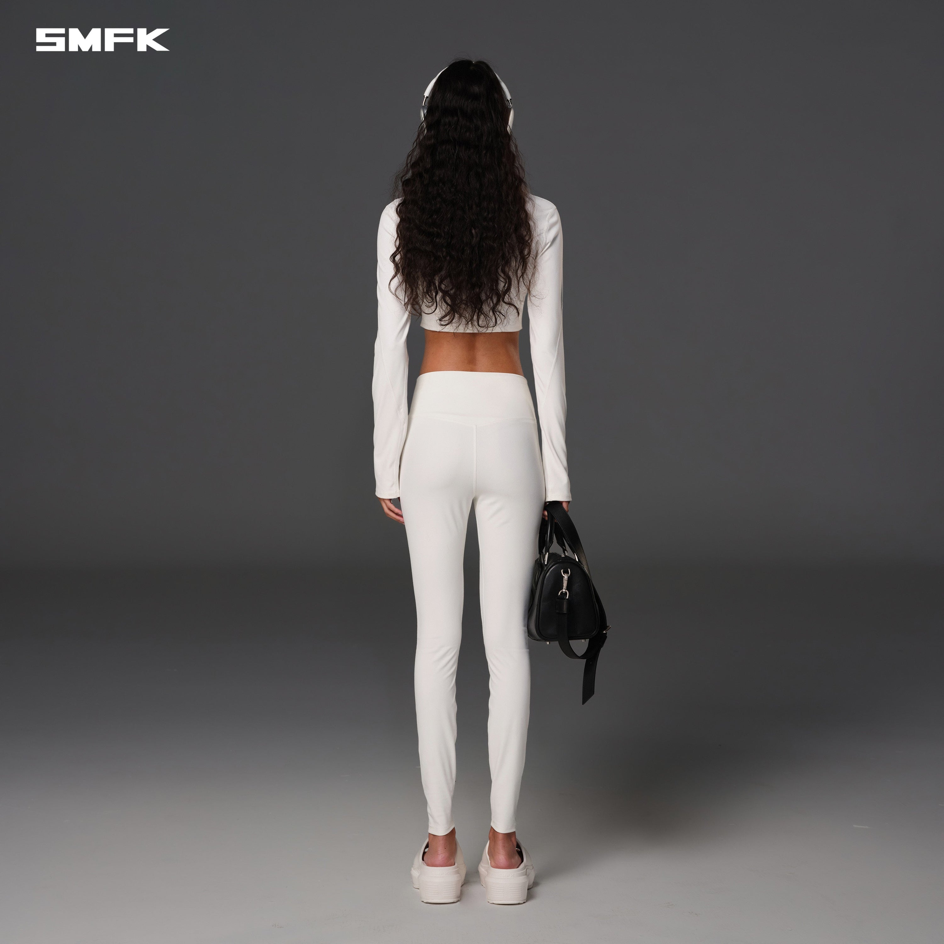 FOCUS GYM SHORT CARDIGAN/Lycra Nylon CLOUD WHITE